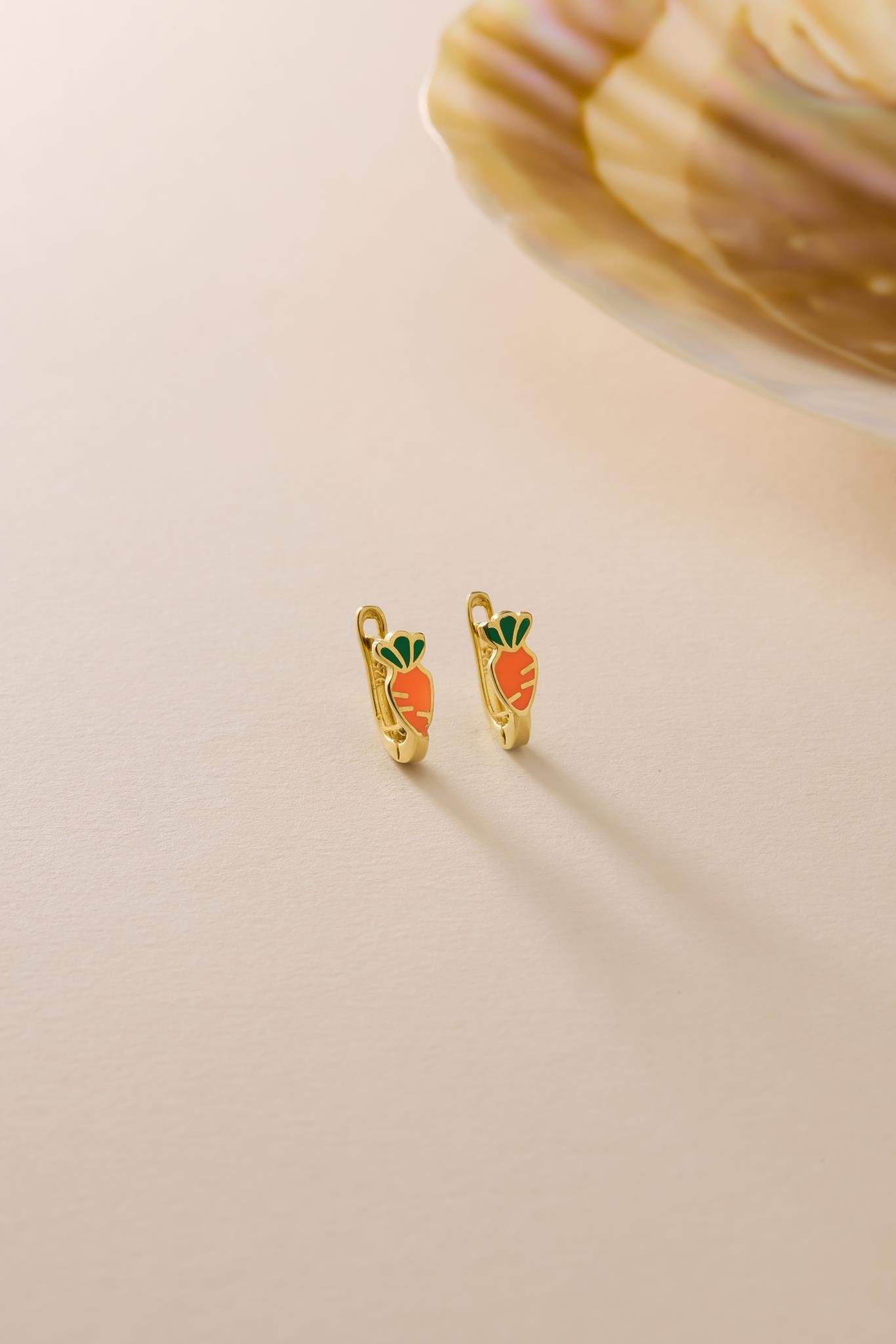 925 Ayar Gümüş Gold Kaplama Minik Havuç Model Çocuk Küpe