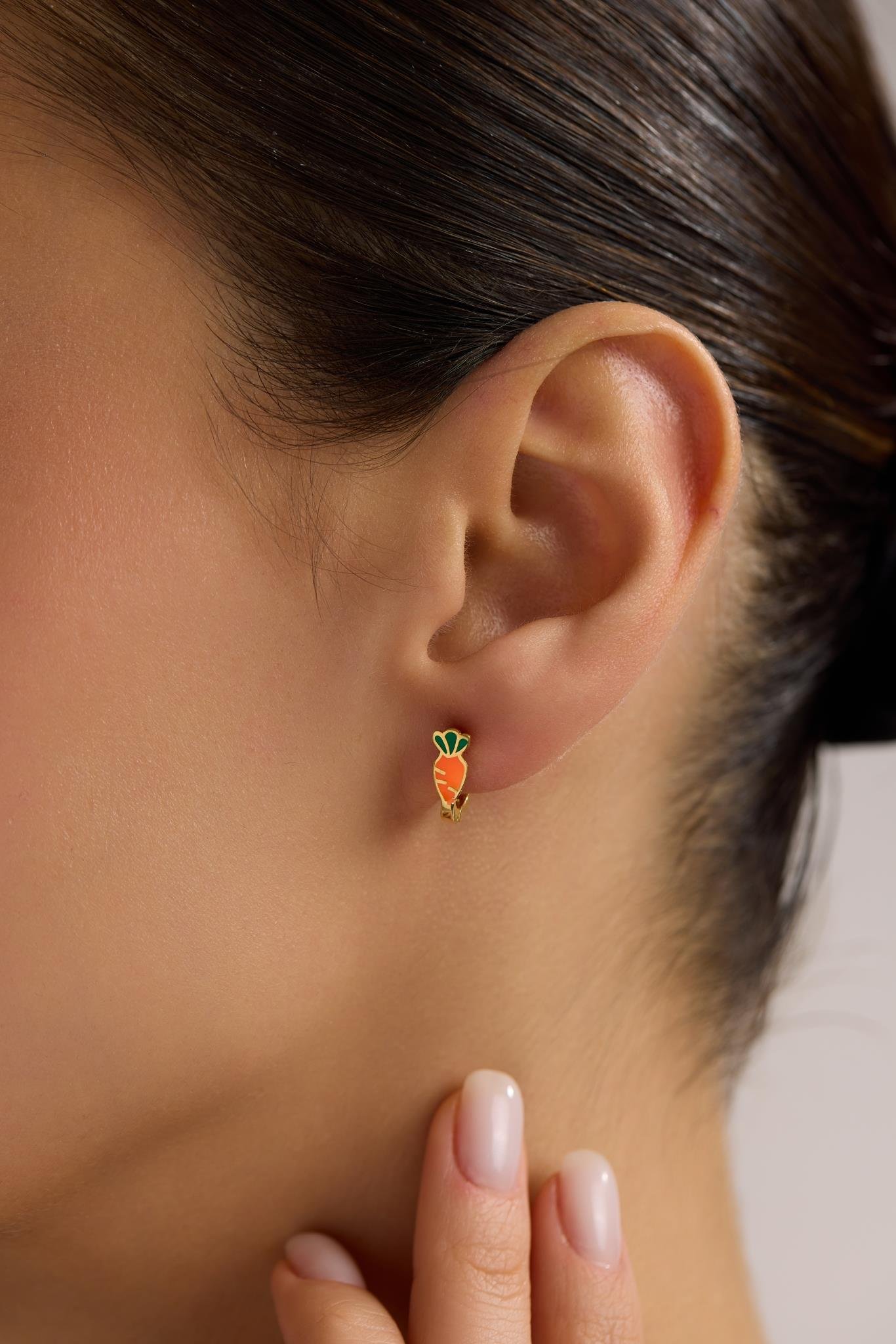 925 Ayar Gümüş Gold Kaplama Minik Havuç Model Çocuk Küpe