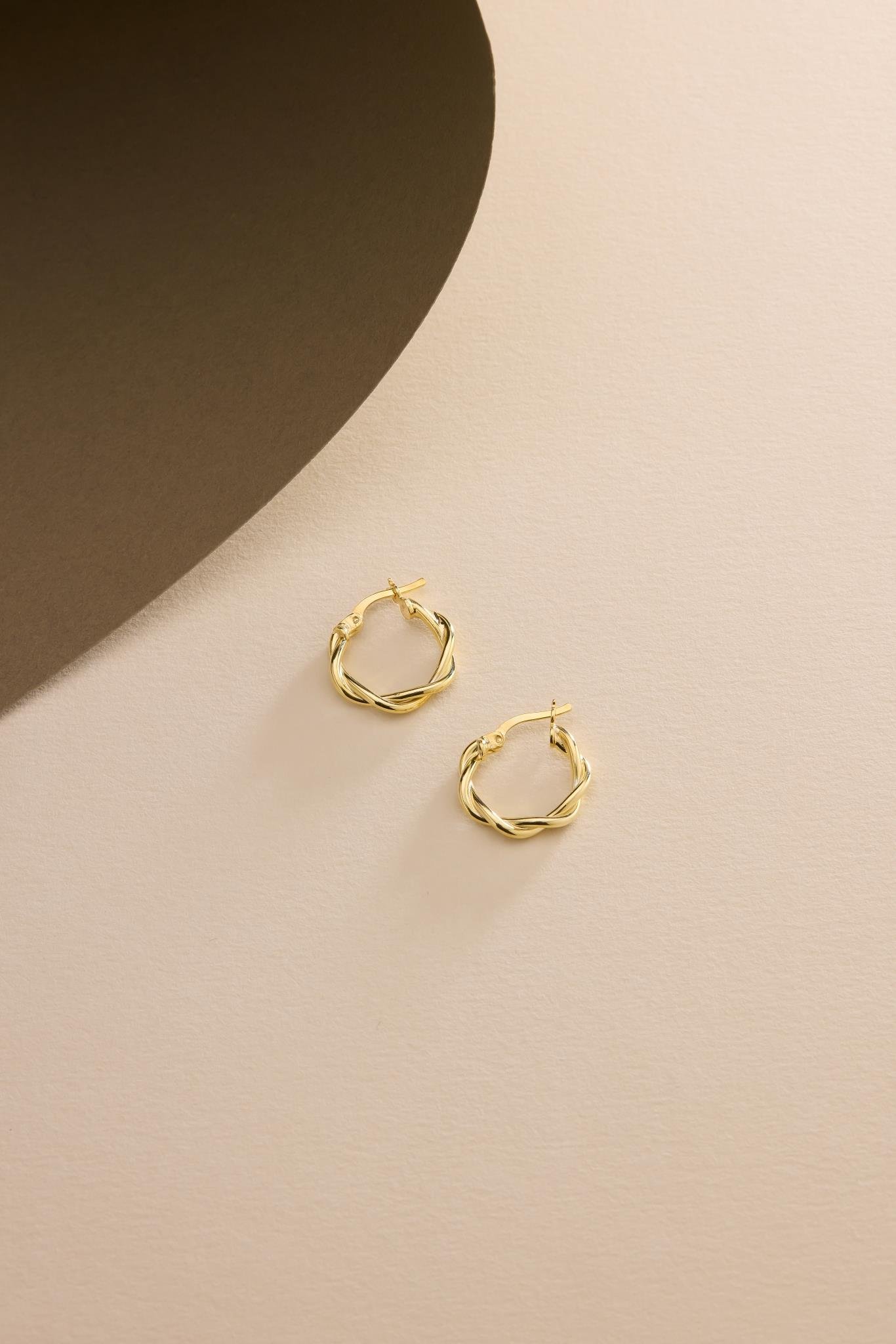 925 Ayar Gümüş Gold Kaplama Minimal 15 mm Halka Çift Sarmal Şarnel Küpe