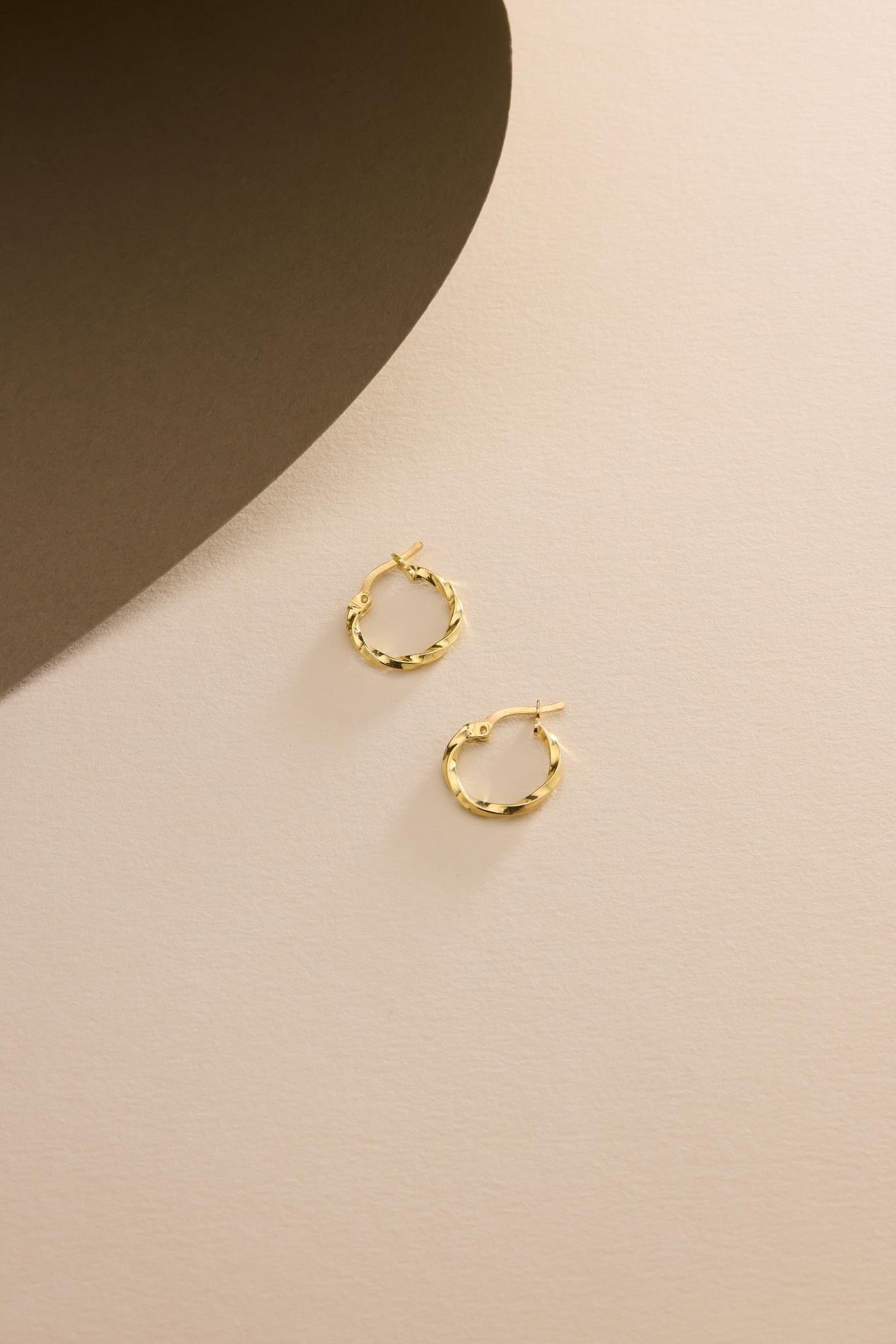 925 Ayar Gümüş Gold Kaplama Minimal 15 mm Halka Burgu Şarnel Küpe