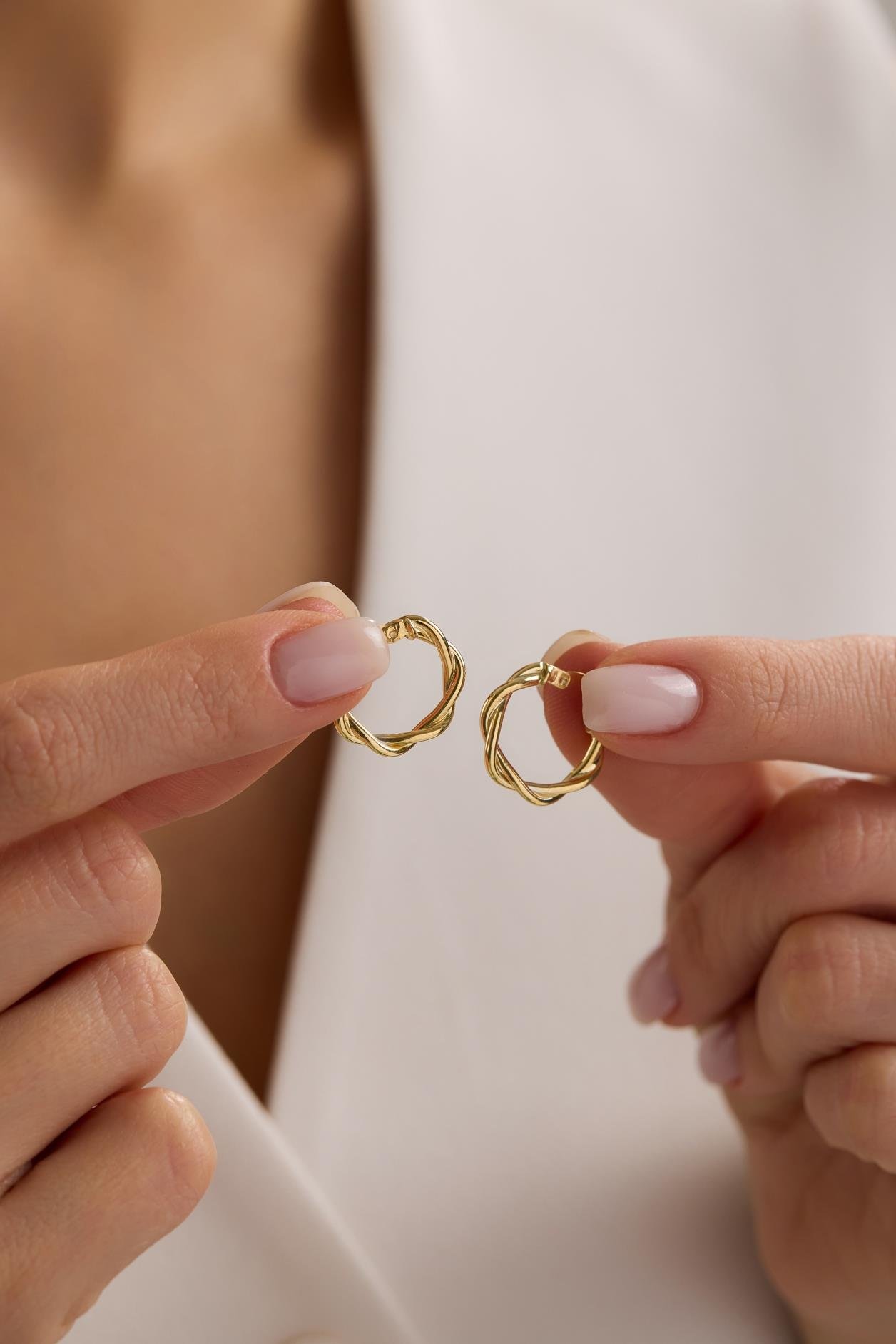 925 Ayar Gümüş Gold Kaplama Minimal 15 mm Halka Çift Sarmal Şarnel Küpe