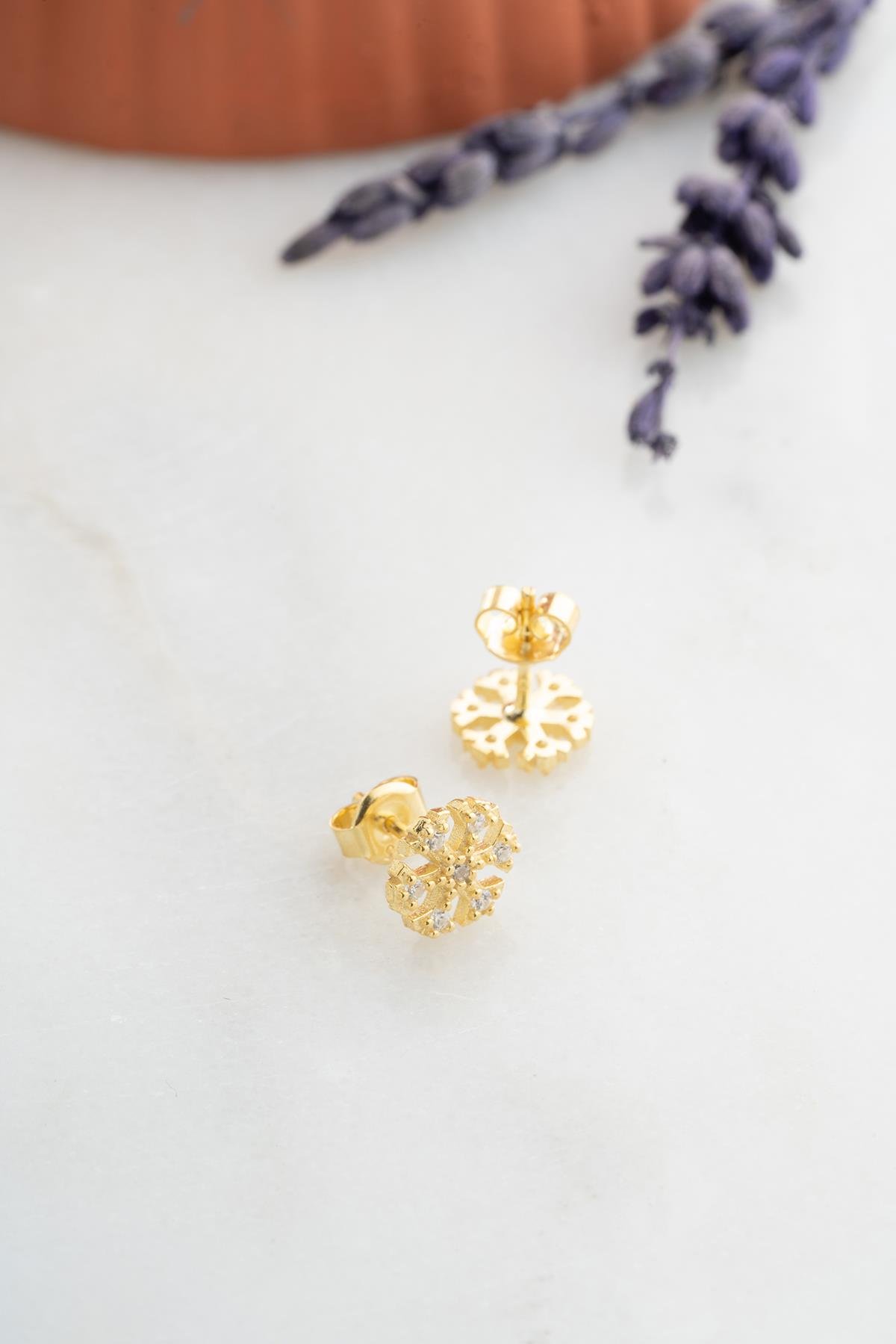 925 Ayar Gümüş Gold Kaplama Minimal Kartanesi Küpe