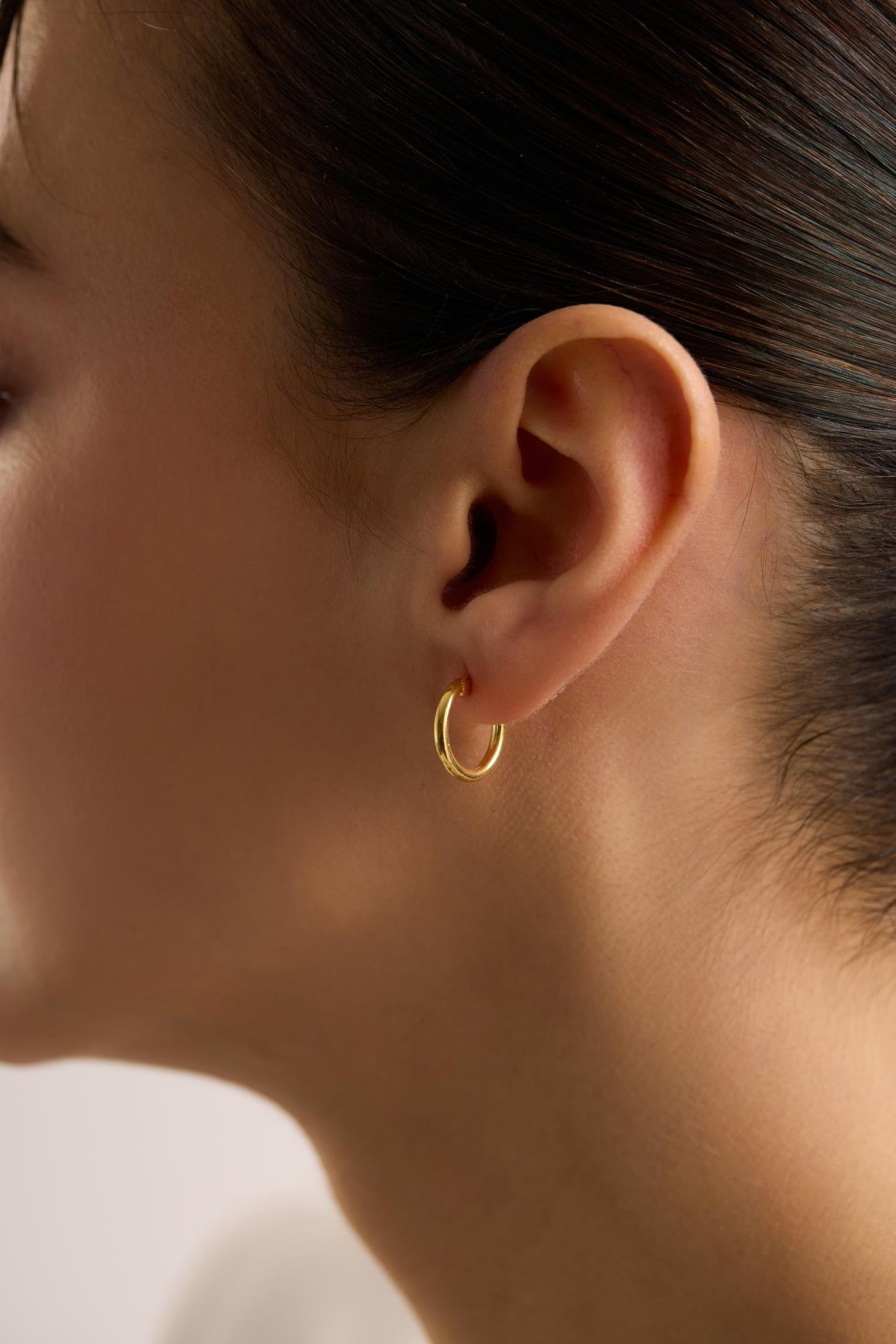 925 Ayar Gümüş Gold Kaplama Minimal Sade 15 mm Halka Şarnel Küpe