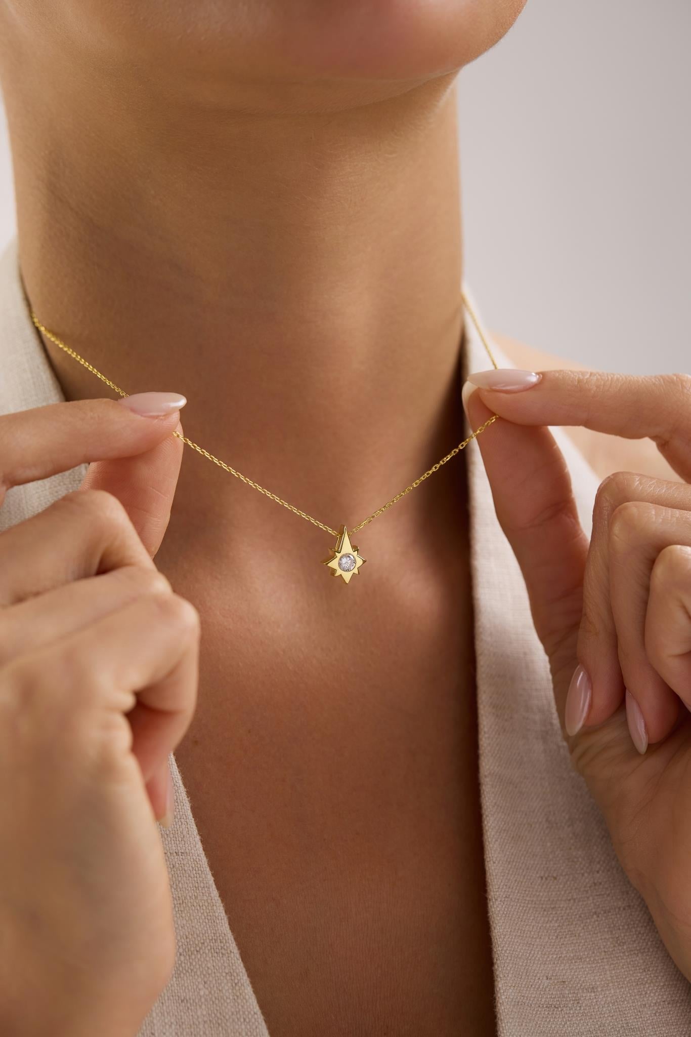 925 Ayar Gümüş Gold Kaplama Minimal Tasarım Kutup Yıldızı Kolye