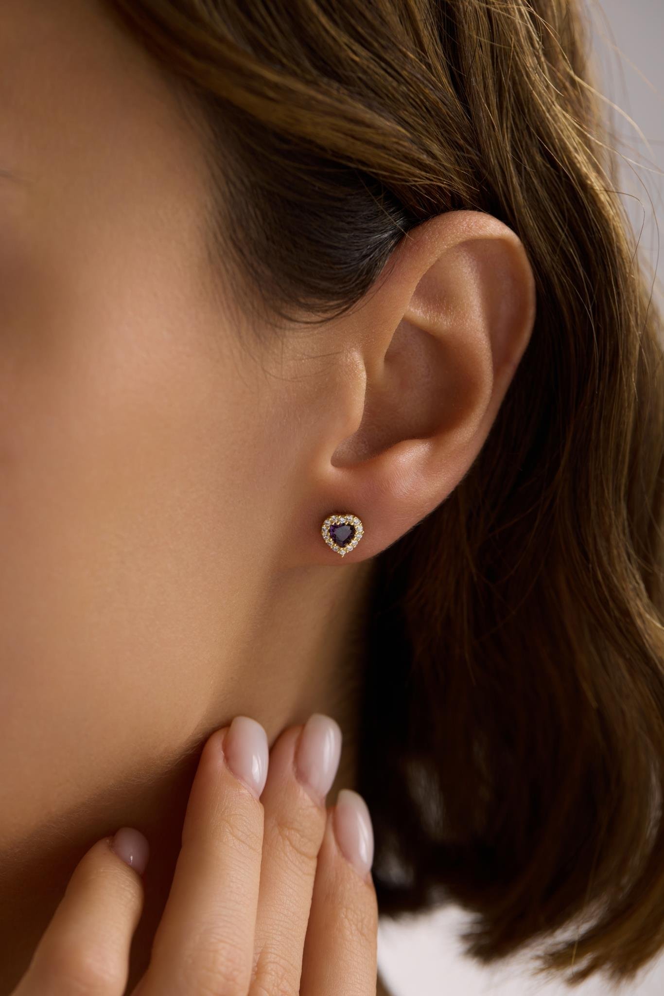 925 Ayar Gümüş Gold Kaplama Mor Taşlı Kalp Model Küpe