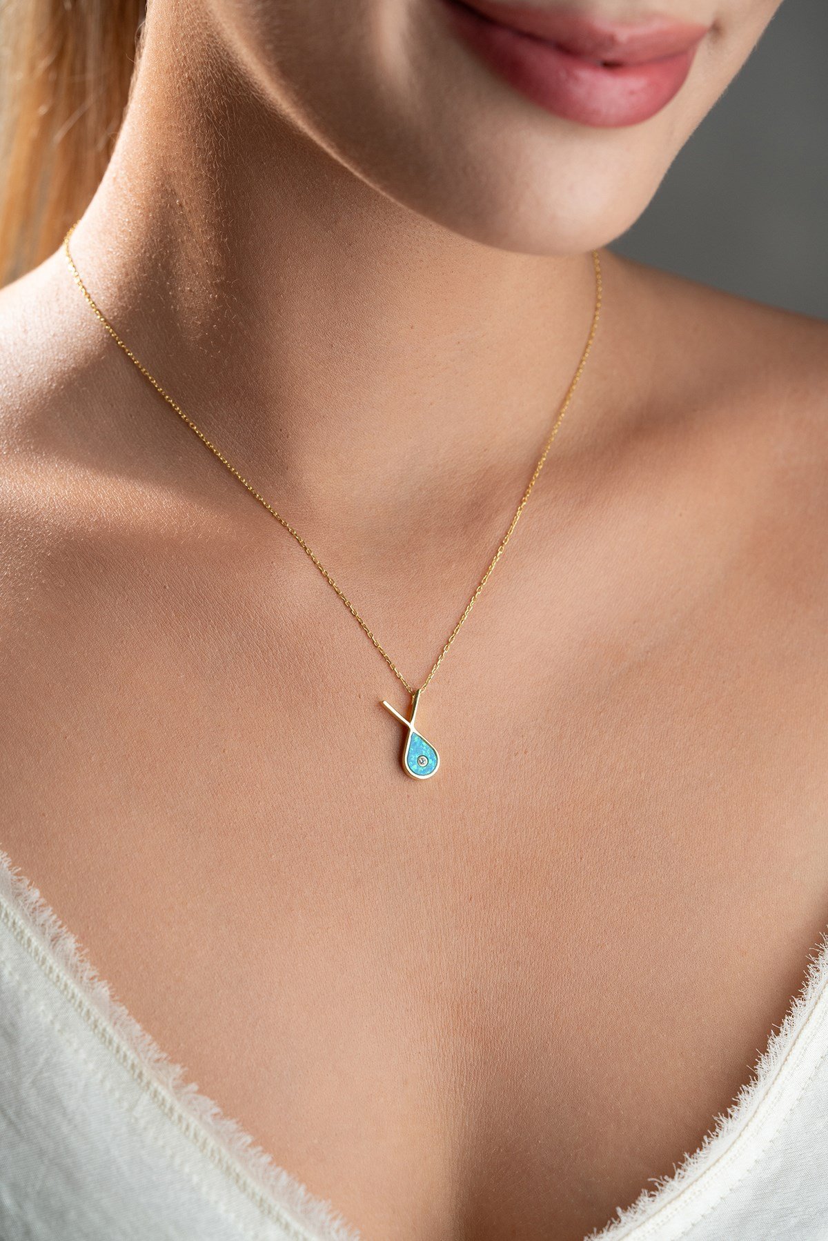 925 Ayar Gümüş Gold Kaplama Opal Taşlı Şans Balık Kolye
