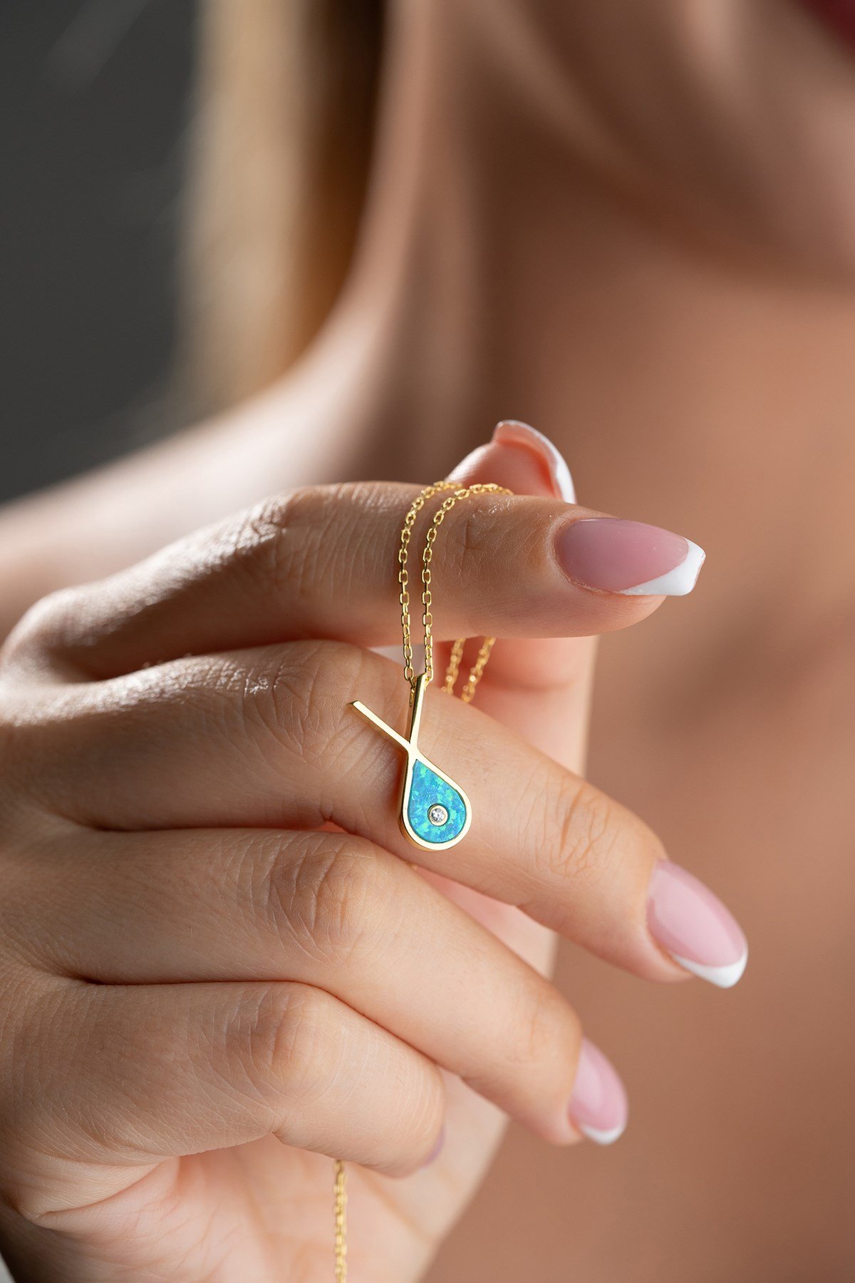 925 Ayar Gümüş Gold Kaplama Opal Taşlı Şans Balık Kolye