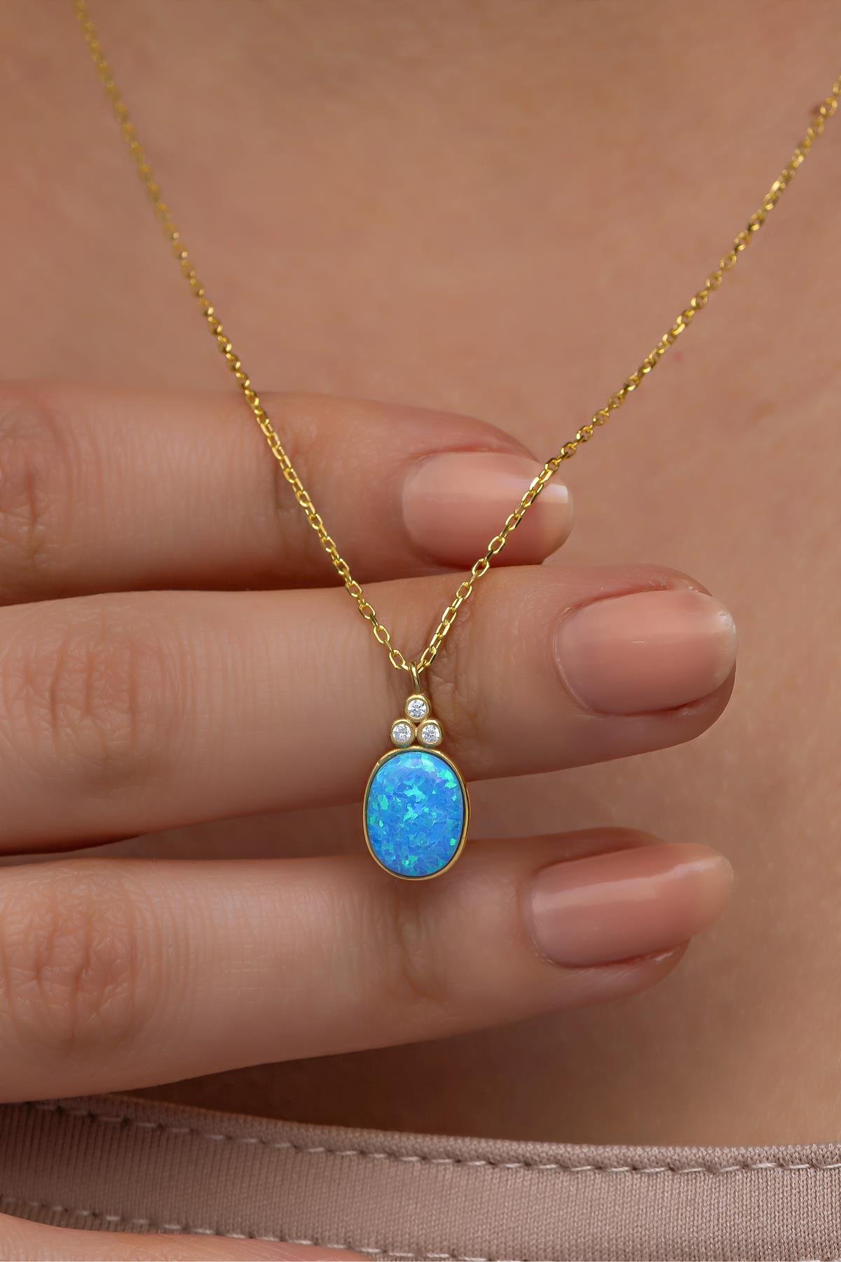 925 Ayar Gümüş Gold Kaplama Oval Mavi Opal Taşlı  Kolye