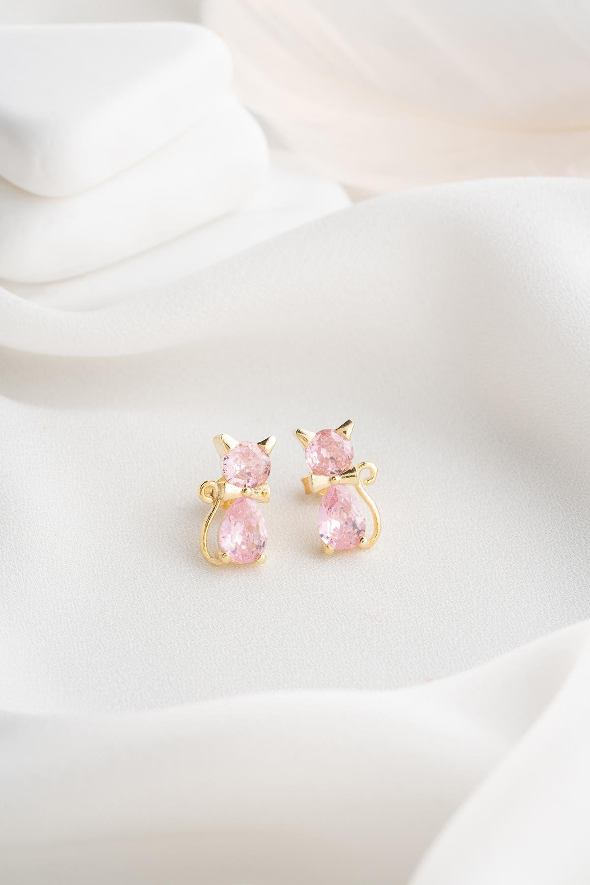 925 Ayar Gümüş Gold Kaplama Pembe Zirkon Taşlı Kedi Küpe