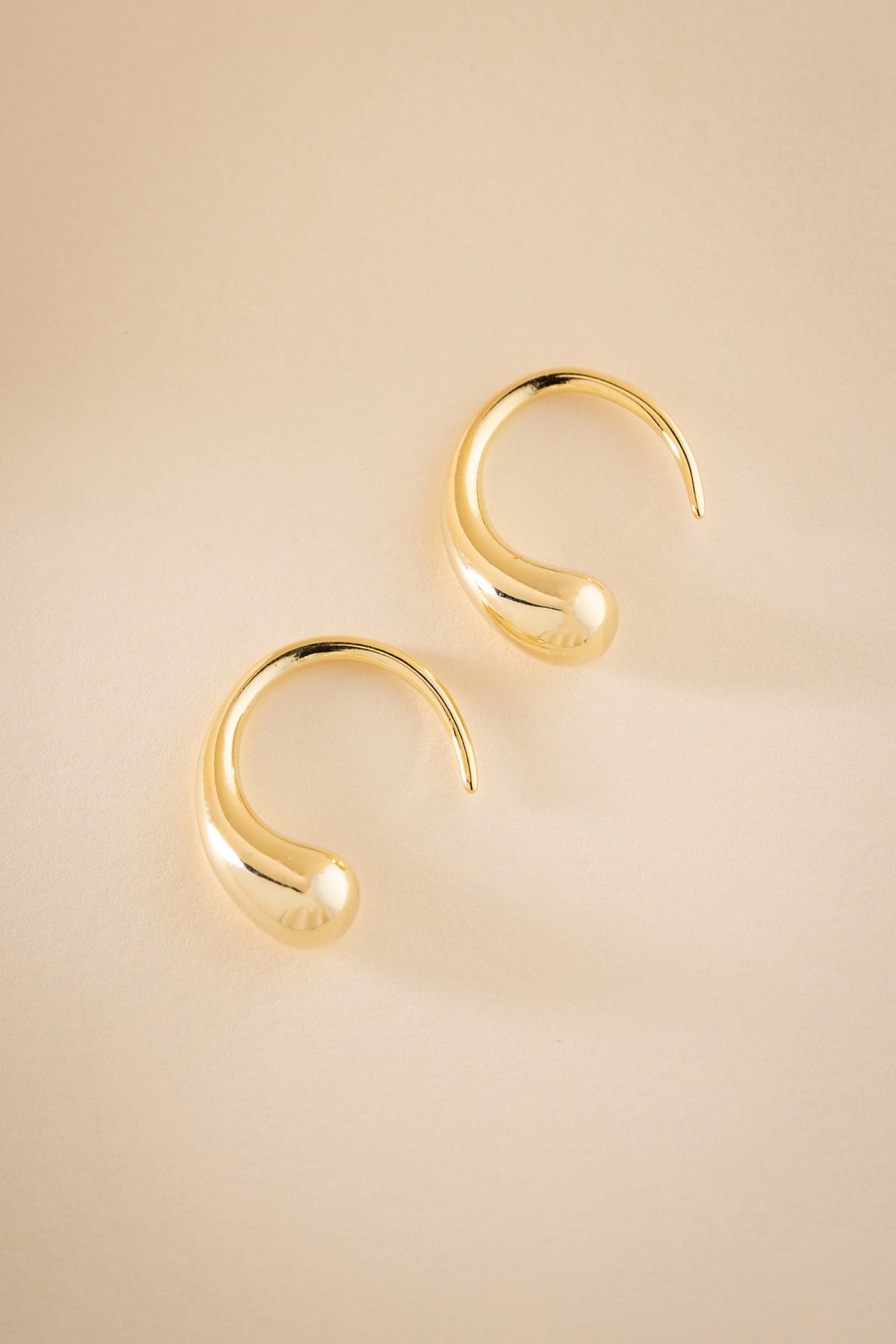 925 Ayar Gümüş Gold Kaplama Sade Gözyaşı Model Küpe