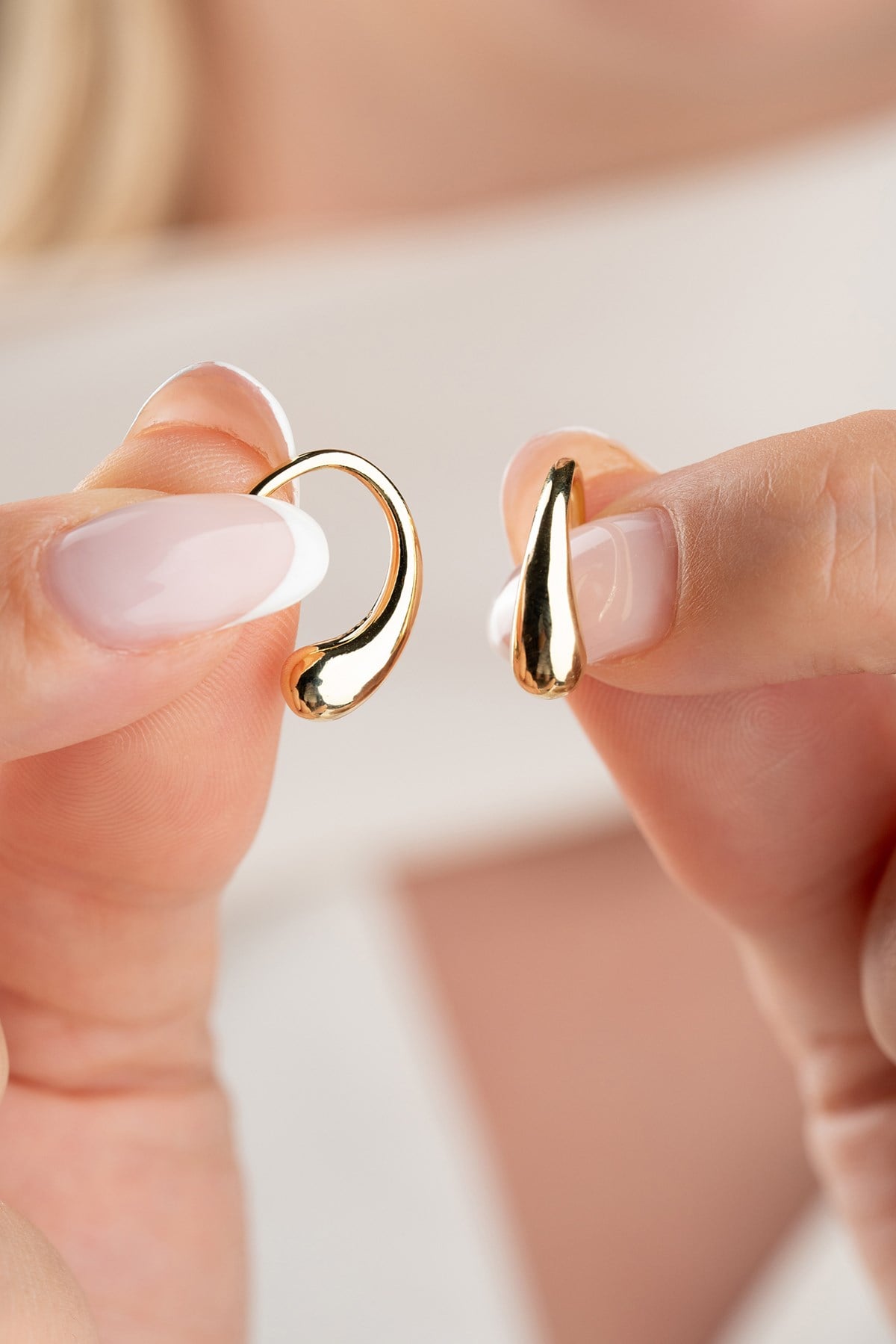 925 Ayar Gümüş Gold Kaplama Sade Gözyaşı Model Küpe