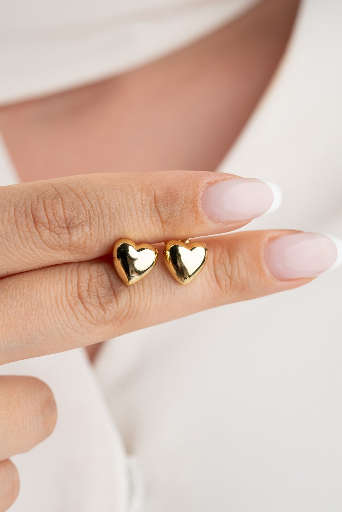 925 Ayar Gümüş Gold Kaplama Taşsız Sadece Kalp Model Küpe