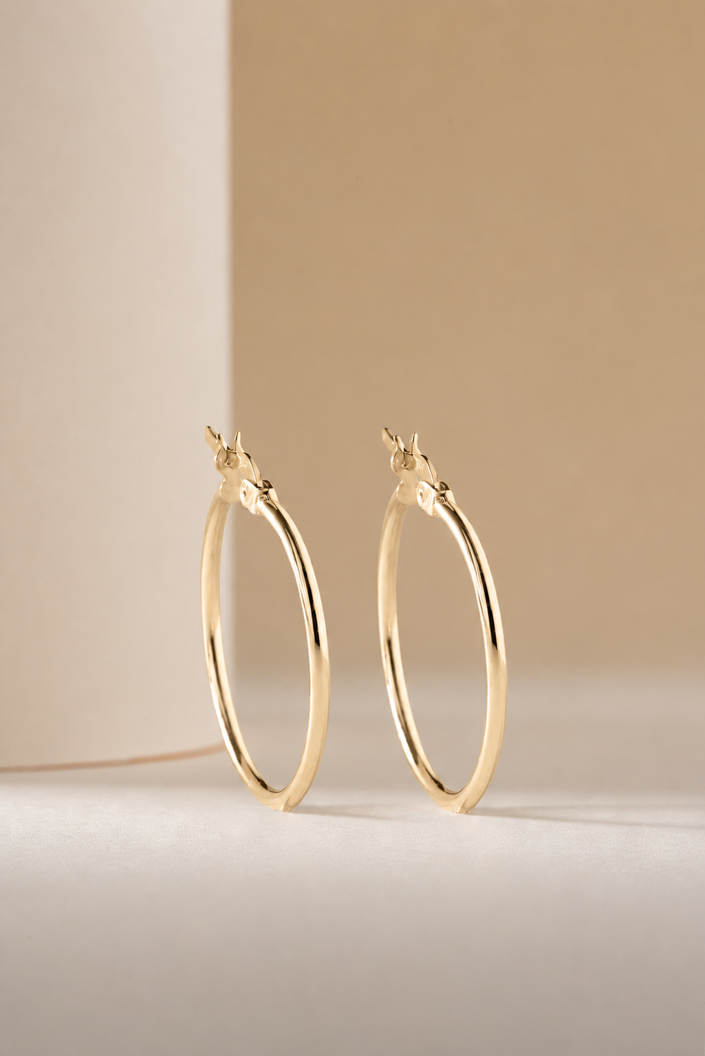 925 Ayar Gümüş Gold Kaplama Yuvarlak 20 mm Şarnel Halka Küpe