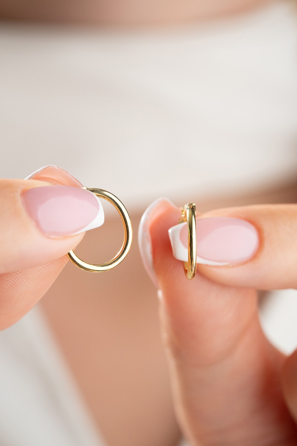 925 Ayar Gümüş Gold Kaplama Yuvarlak Minimal 15 mm Şarnel Halka Küpe