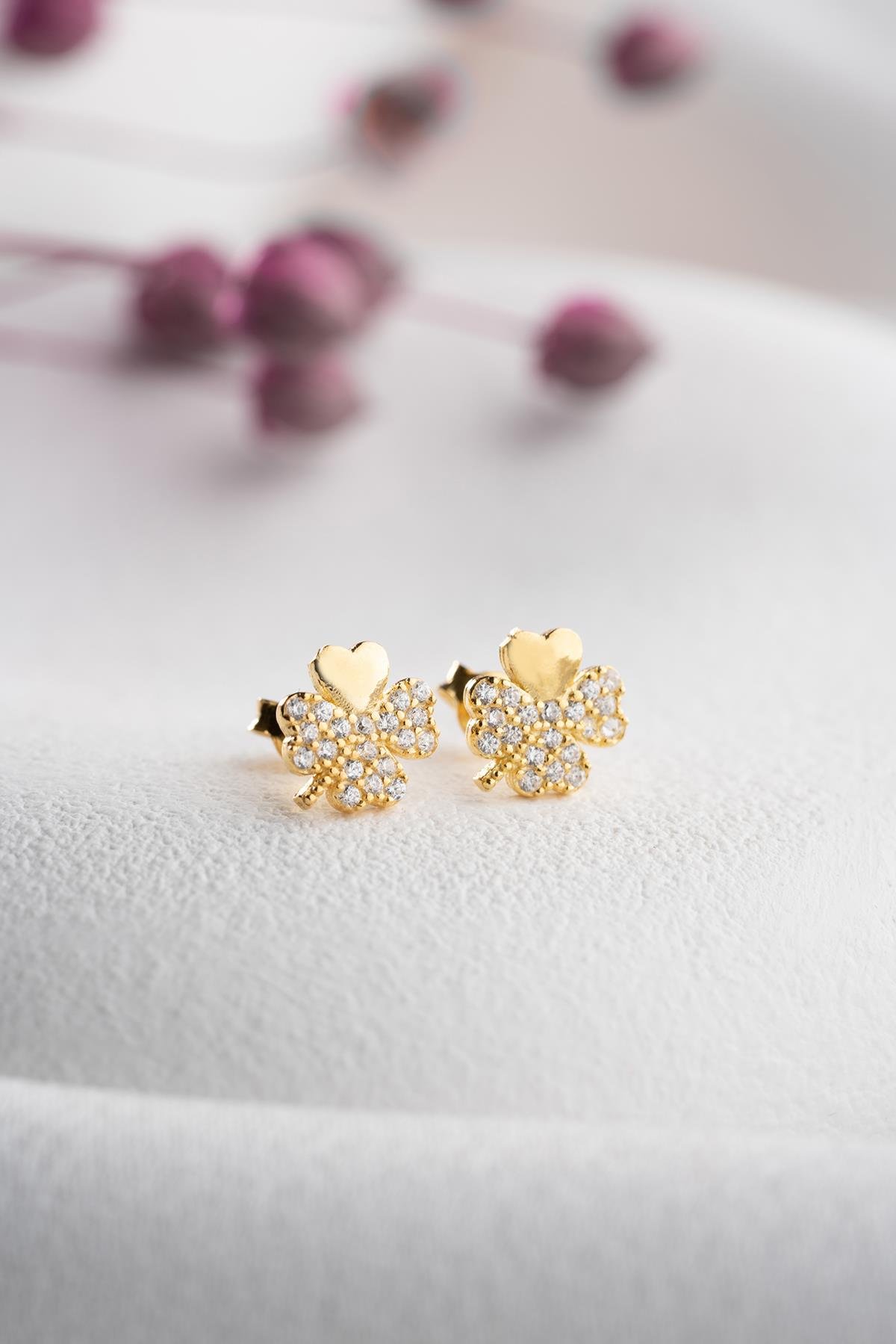 925 Ayar Gümüş Gold Kaplama Zirkon Taşlı 4 Yaprak Yonca Küpe