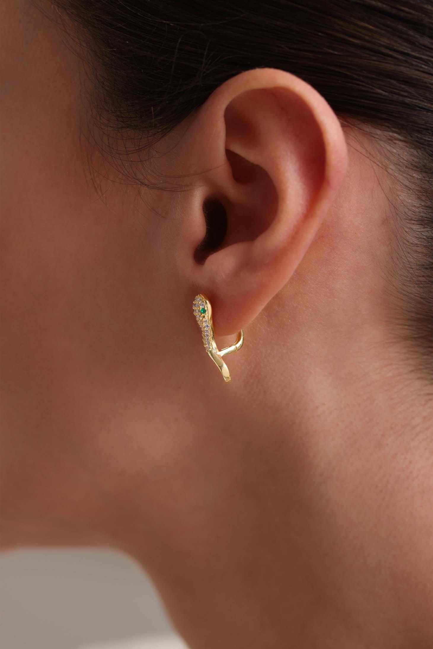 925 Ayar Gümüş Gold Kaplama Zirkon Taşlı Yılan Model Küpe