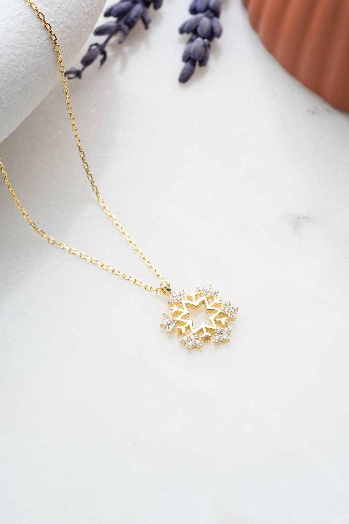925 Ayar Gümüş Gold Kartanesi Tasarım Kolye