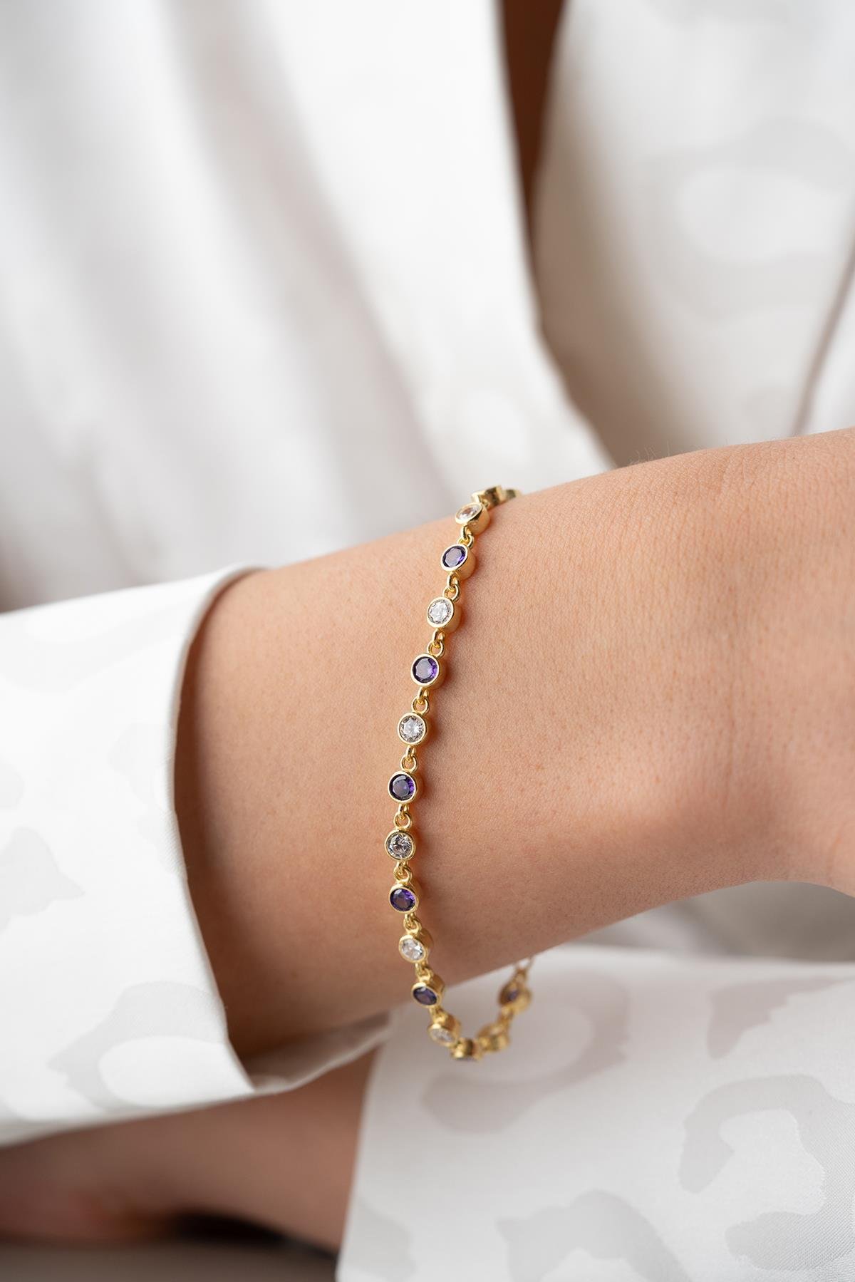 925 Ayar Gümüş Gold Mor Taşlı Yuvarlak Tasarım Bileklik