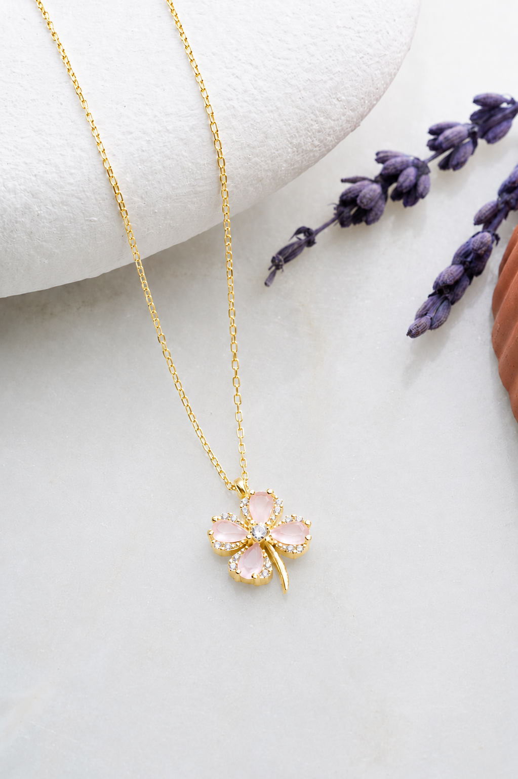 925 Ayar Gümüş Gold Pembe Zirkon Taşlı Dört Yapraklı Şans Yonca Kolye