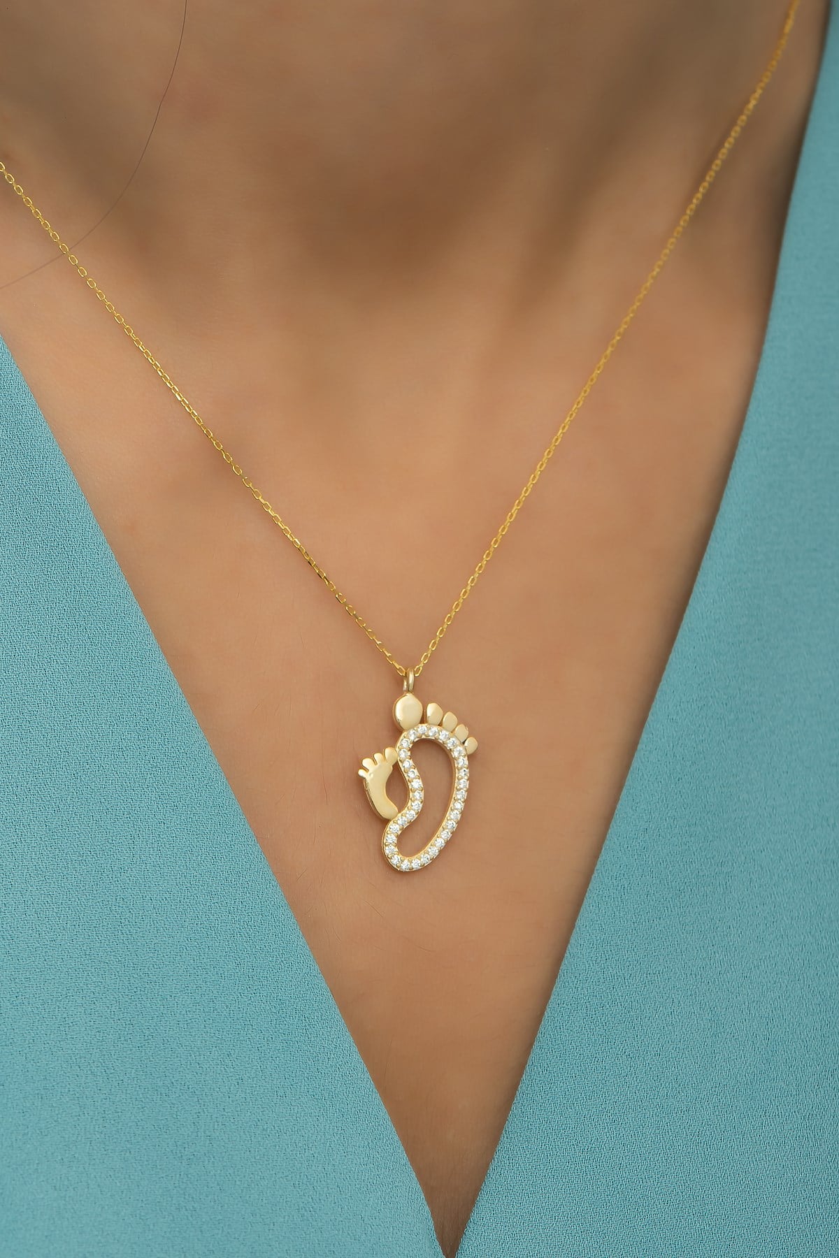 925 Ayar Gümüş Gold Zirkon Taşlı Ayakizi Kolye