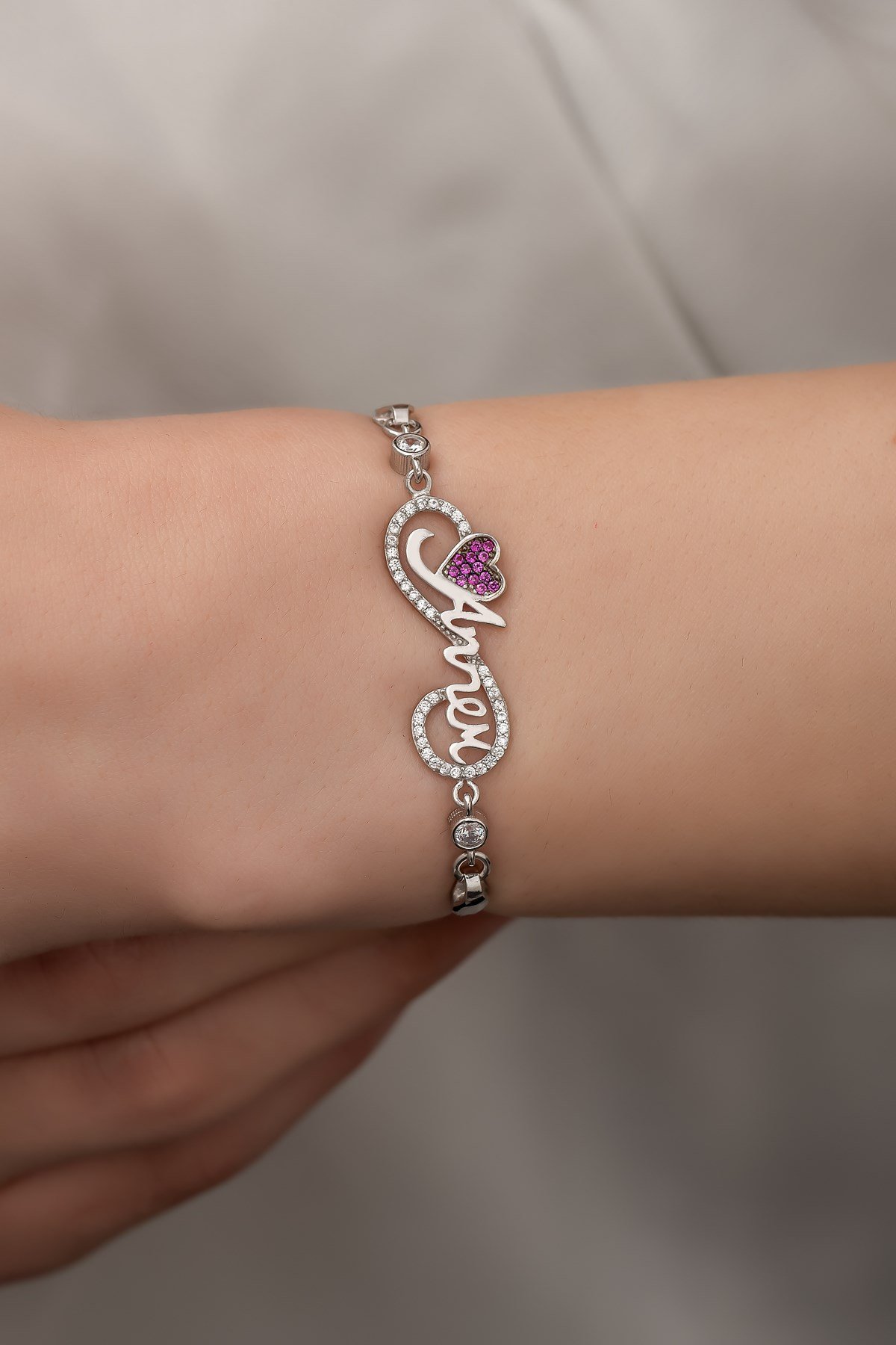 925 Ayar Gümüş Kalpli Annem Bileklik