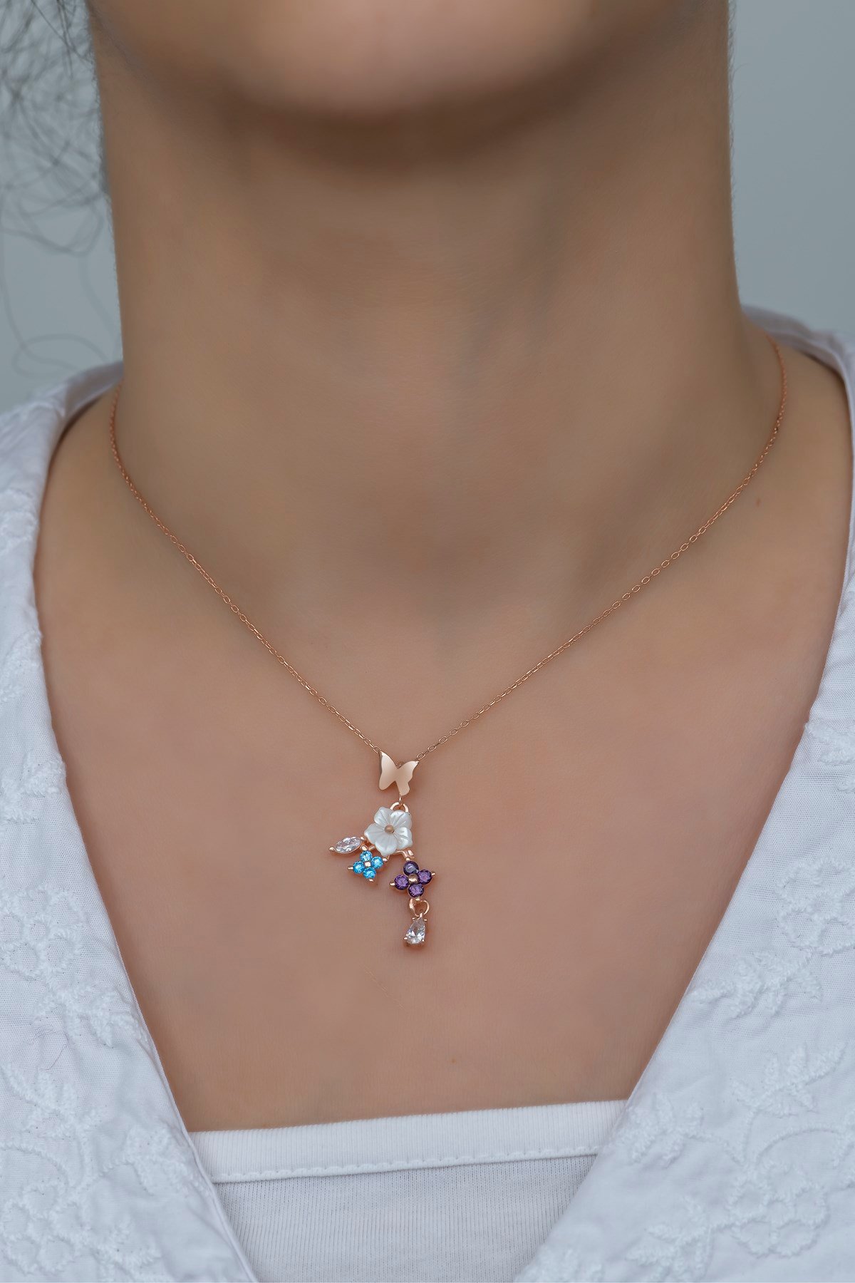 925 Ayar Gümüş Kelebek ve Yonca Bahar Çiçeği Manolya Kolye ve Küpe Set