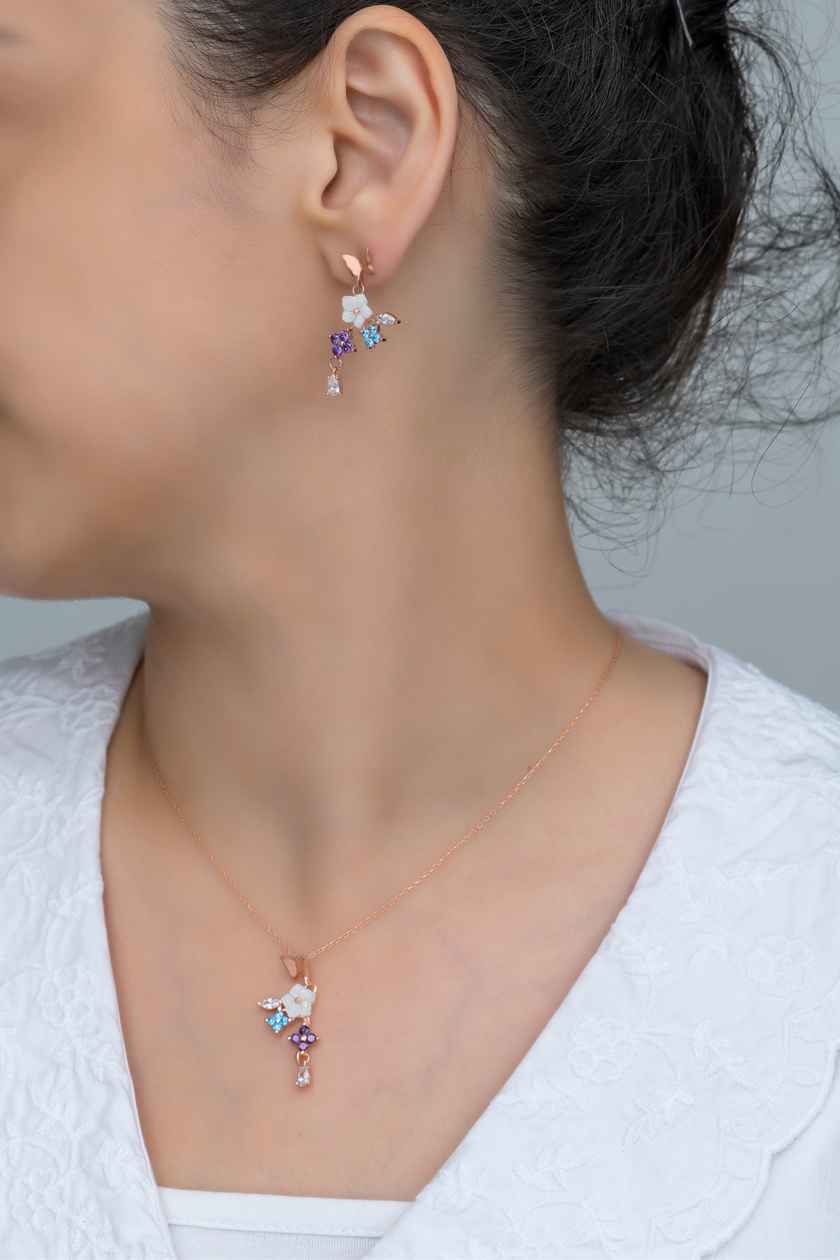 925 Ayar Gümüş Kelebek ve Yonca Bahar Çiçeği Manolya Kolye ve Küpe Set