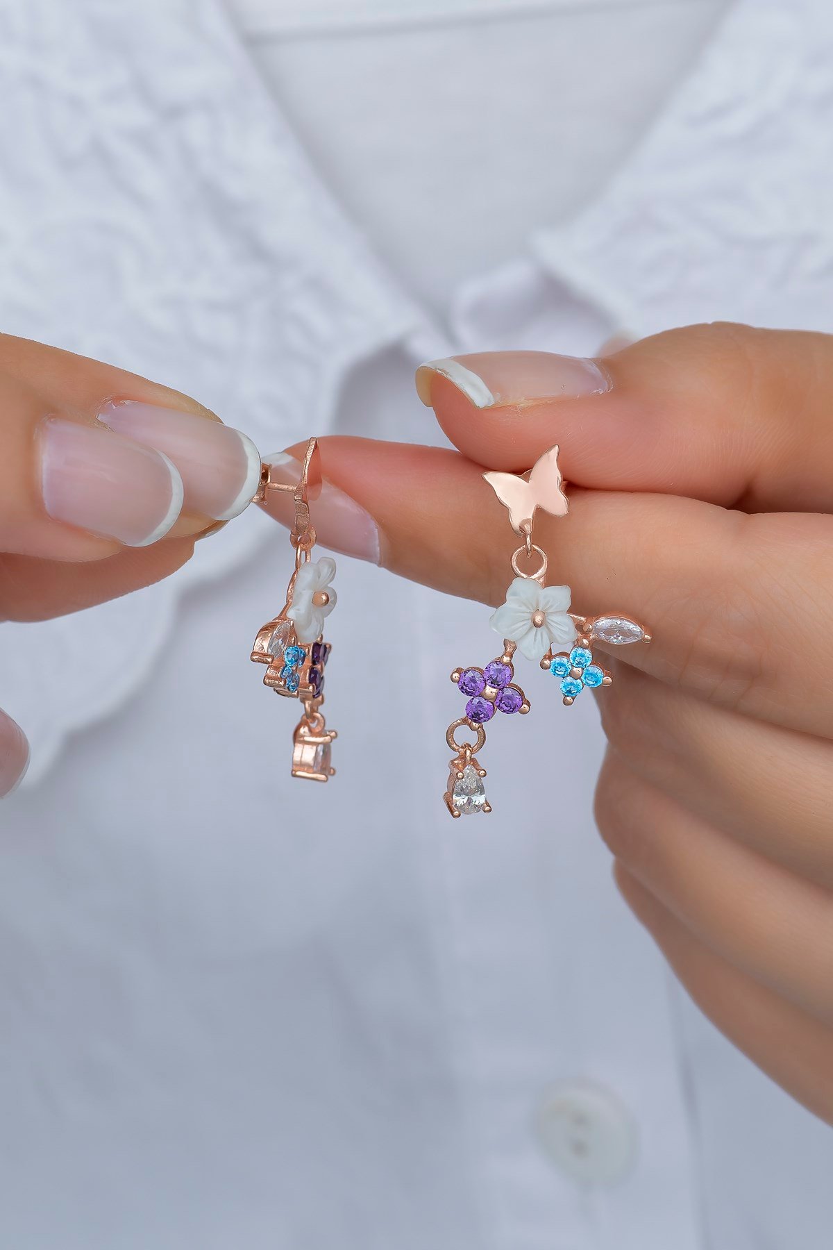 925 Ayar Gümüş Kelebek ve Yonca Bahar Çiçeği Manolya Küpe