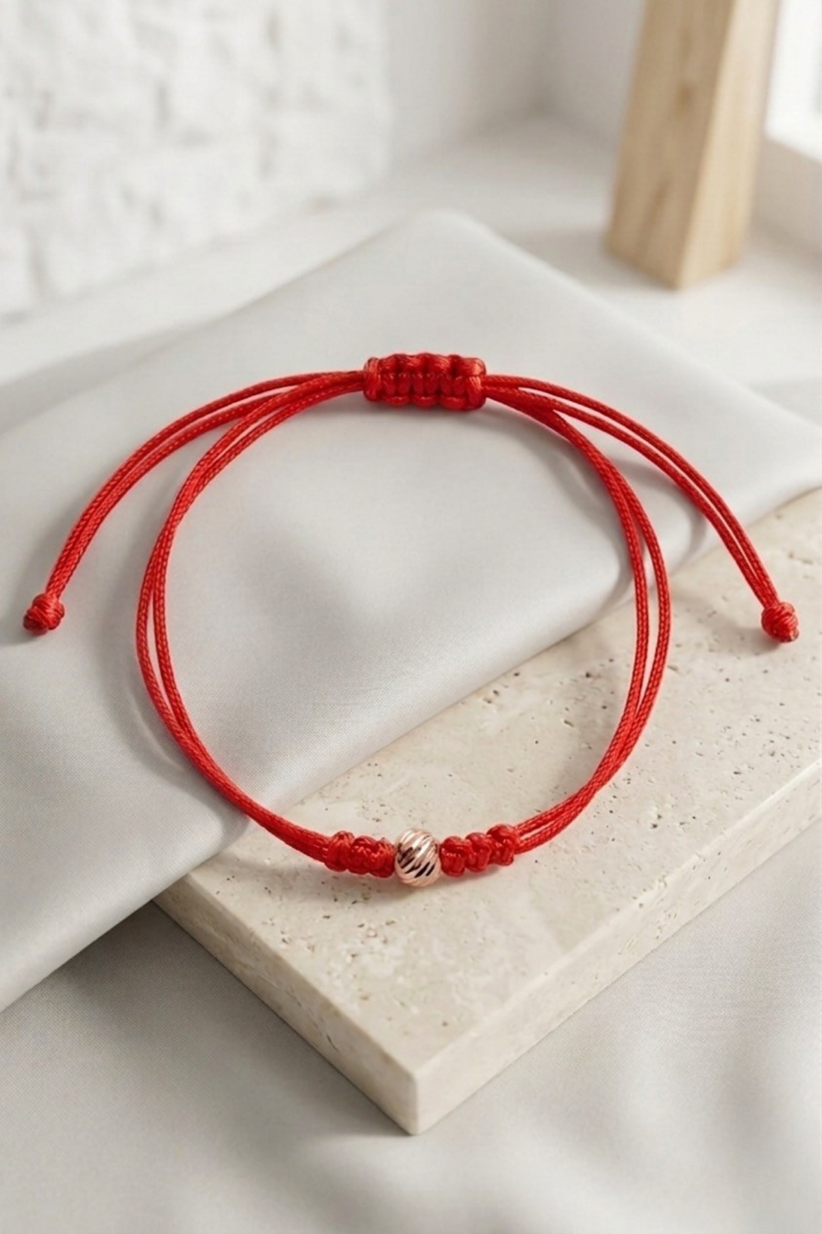 925 Ayar Gümüş Kırmızı İpli Minik Dorika Toplu Makrome Bileklik