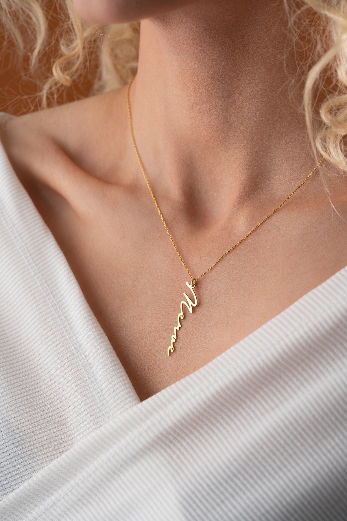 925 Ayar Gümüş Kişiye Özel El Yazısı Dikey İsim Kolye