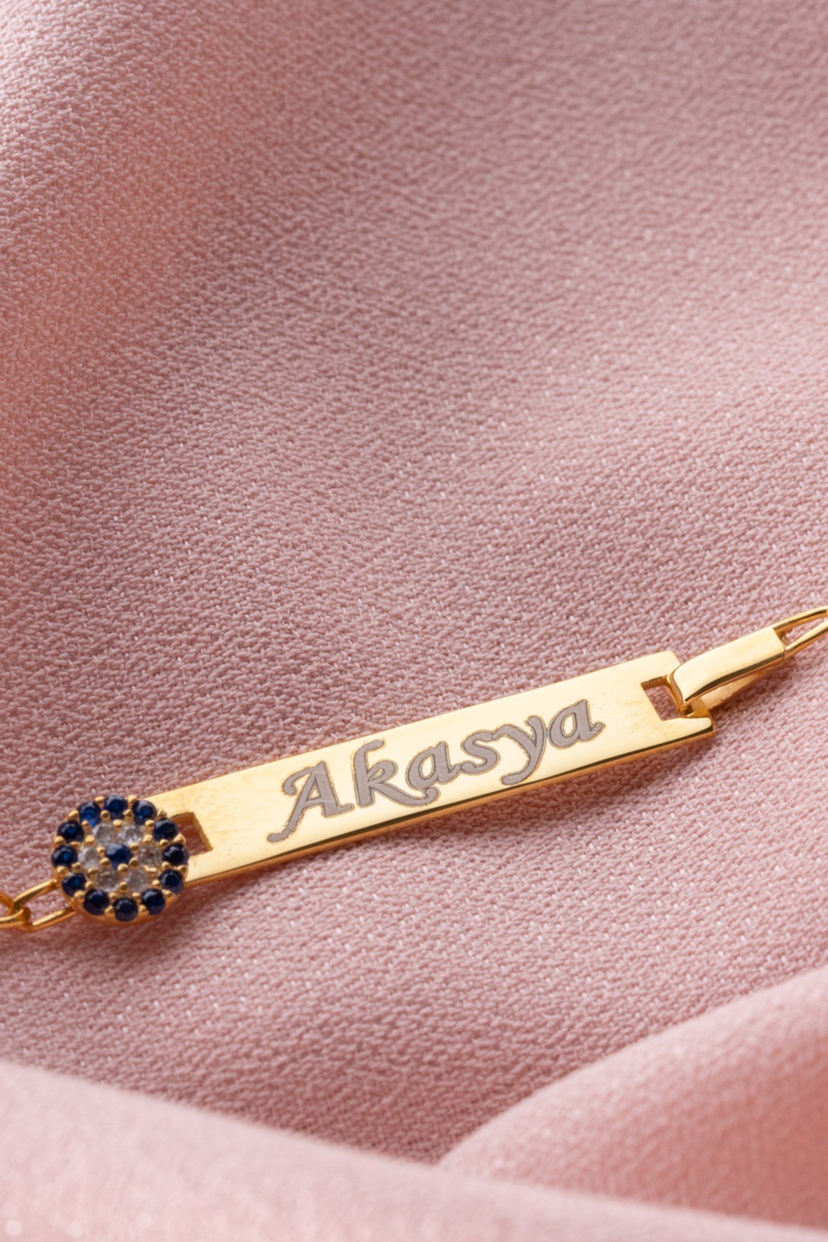 925 Ayar Gümüş Kişiye Özel Figaro Zincir Nazarlı İsimli Çocuk Bileklik