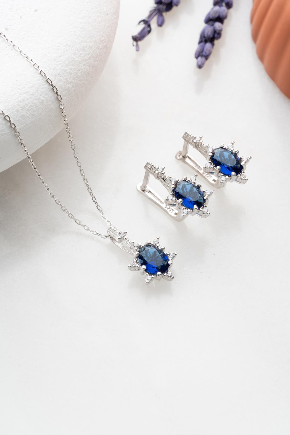 925 Ayar Gümüş Mavi Oval Taşlı Küpe Ve Kolye Set