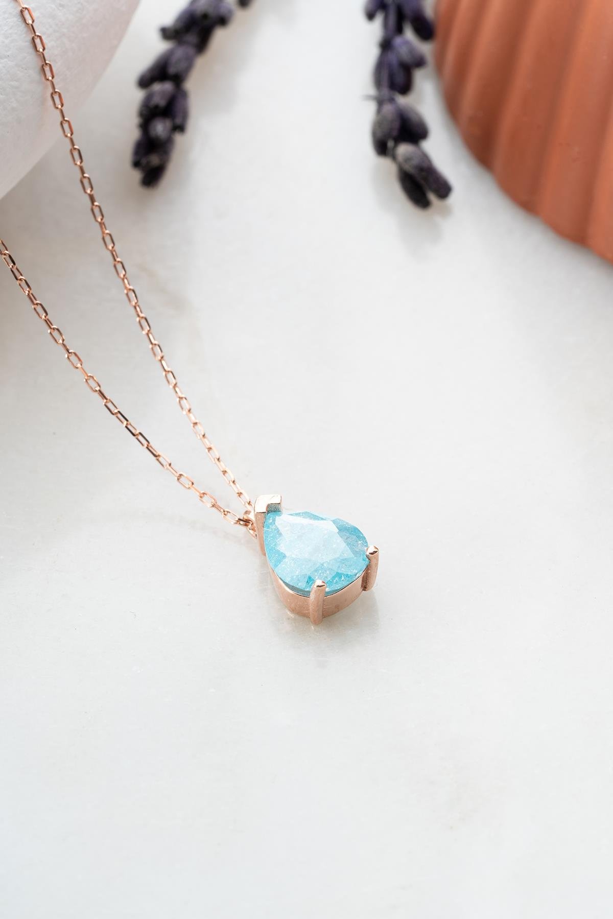 925 Ayar Gümüş Mavi Taşlı Damla Model Kolye