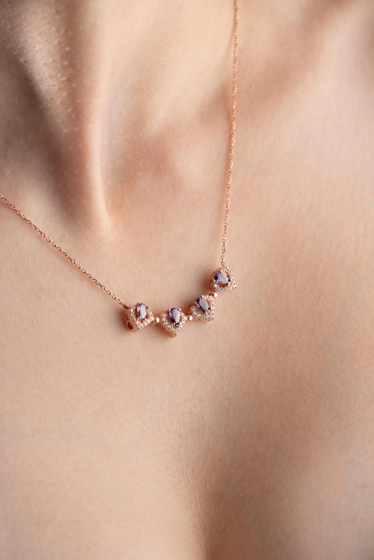 925 Ayar Gümüş Mıknatıslı Ayrılabilir Mor Zirkon Taşlı 4 Kalpli Yonca Kolye