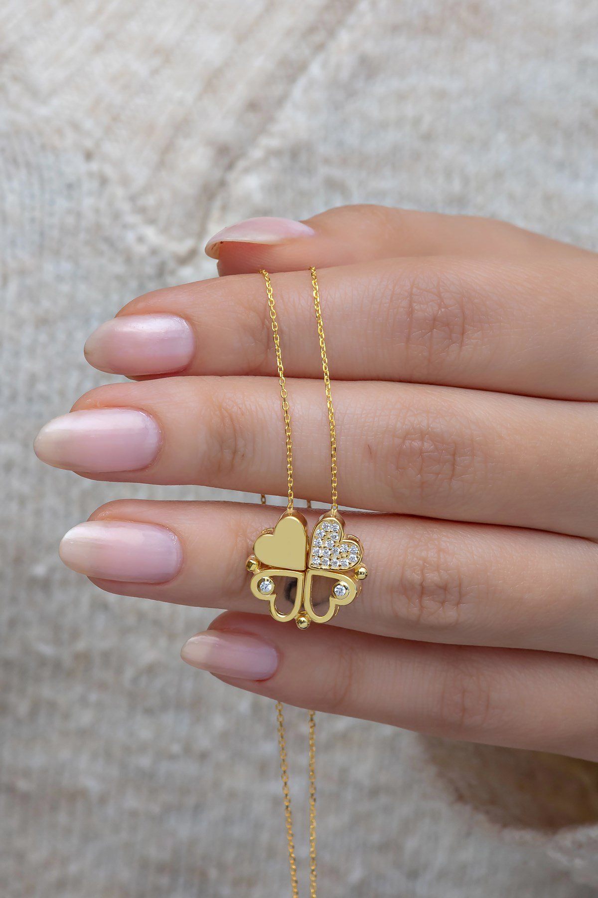 925 Ayar Gümüş Mıknatıslı Ayrılabilir 4 Kalpli Yonca Kolye