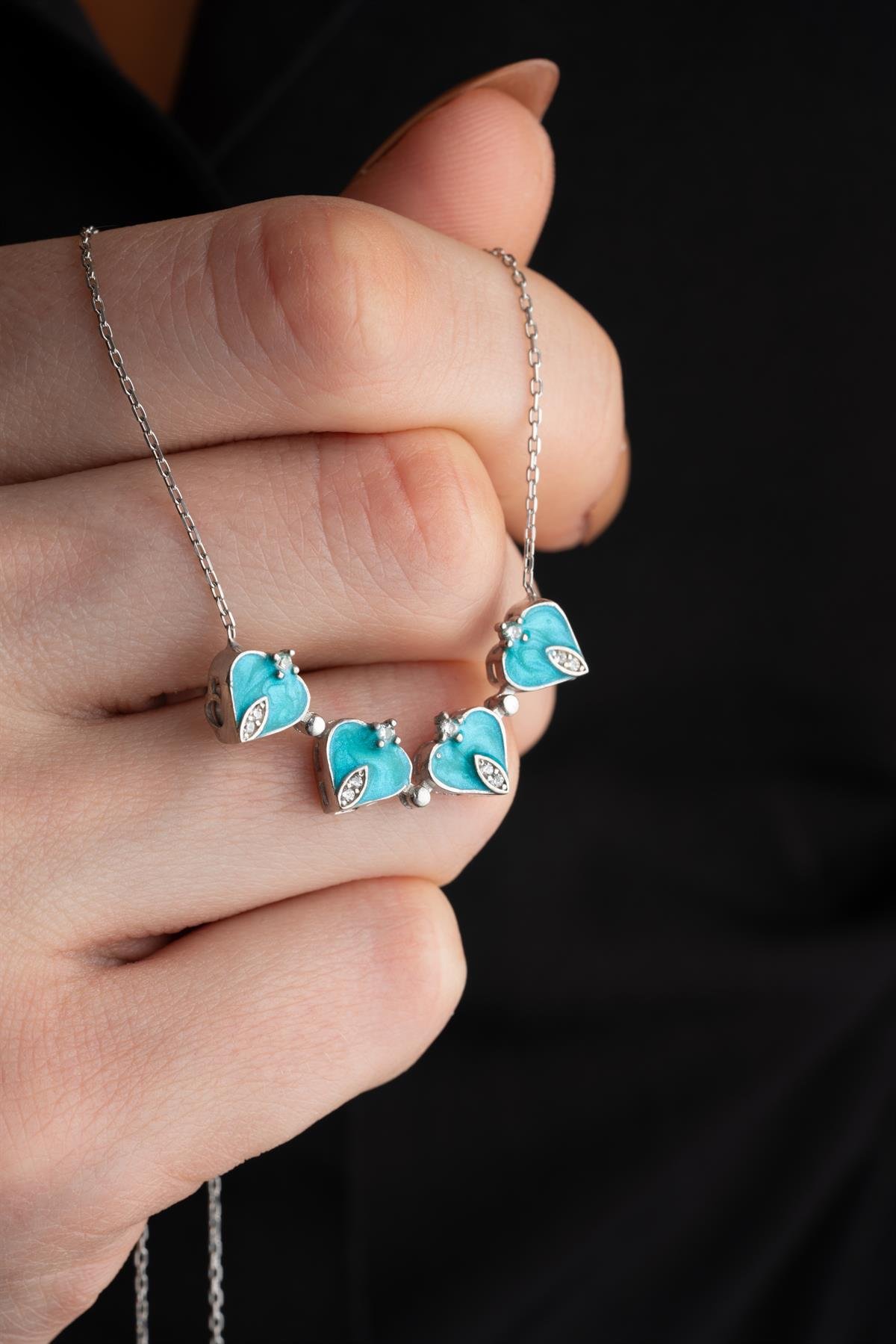 925 Ayar Gümüş Mıknatıslı Ayrılabilir Su Yeşili Mineli 4 Kalpli Yonca Kolye