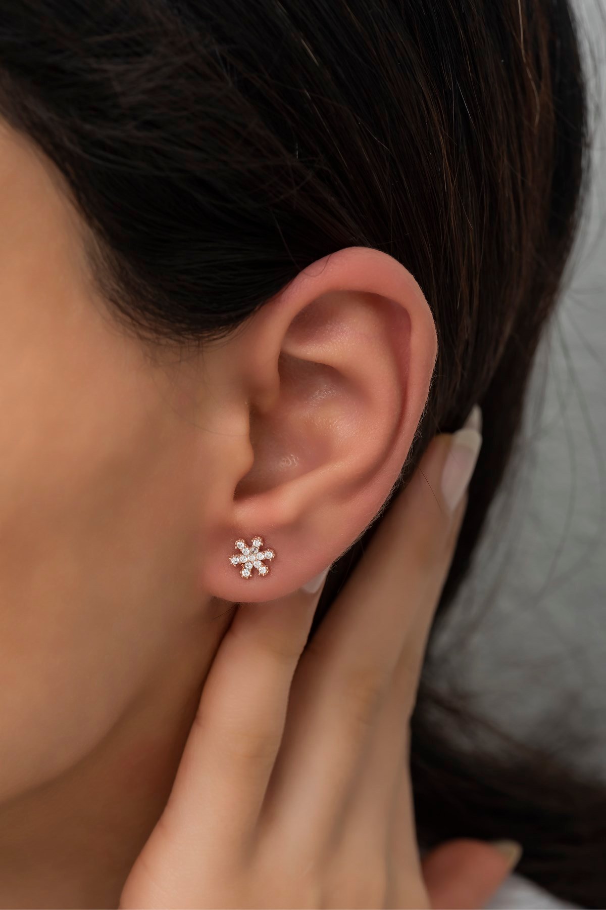 925 Ayar Gümüş Minik Rose Kartanesi Küpe