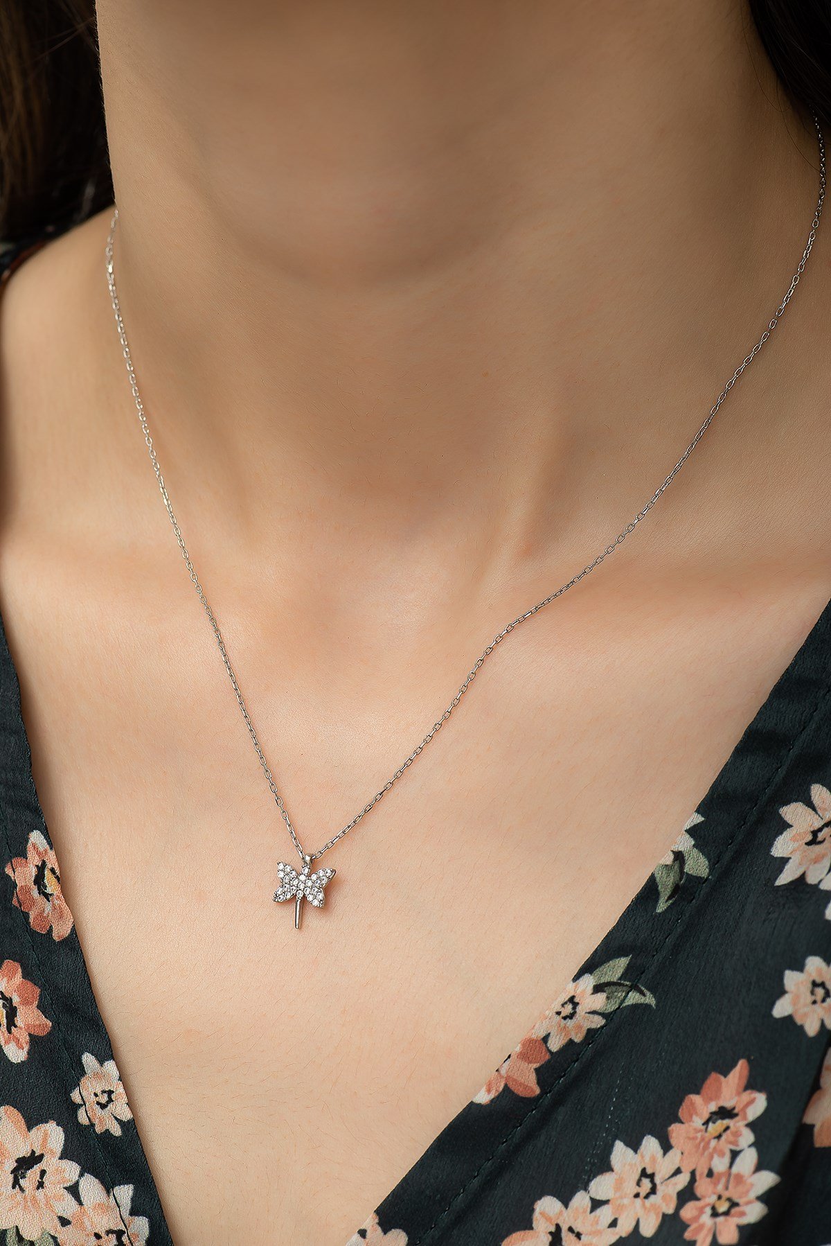 925 Ayar Gümüş Minik Yusufcuk Kolye Kadın Gümüş Kolye