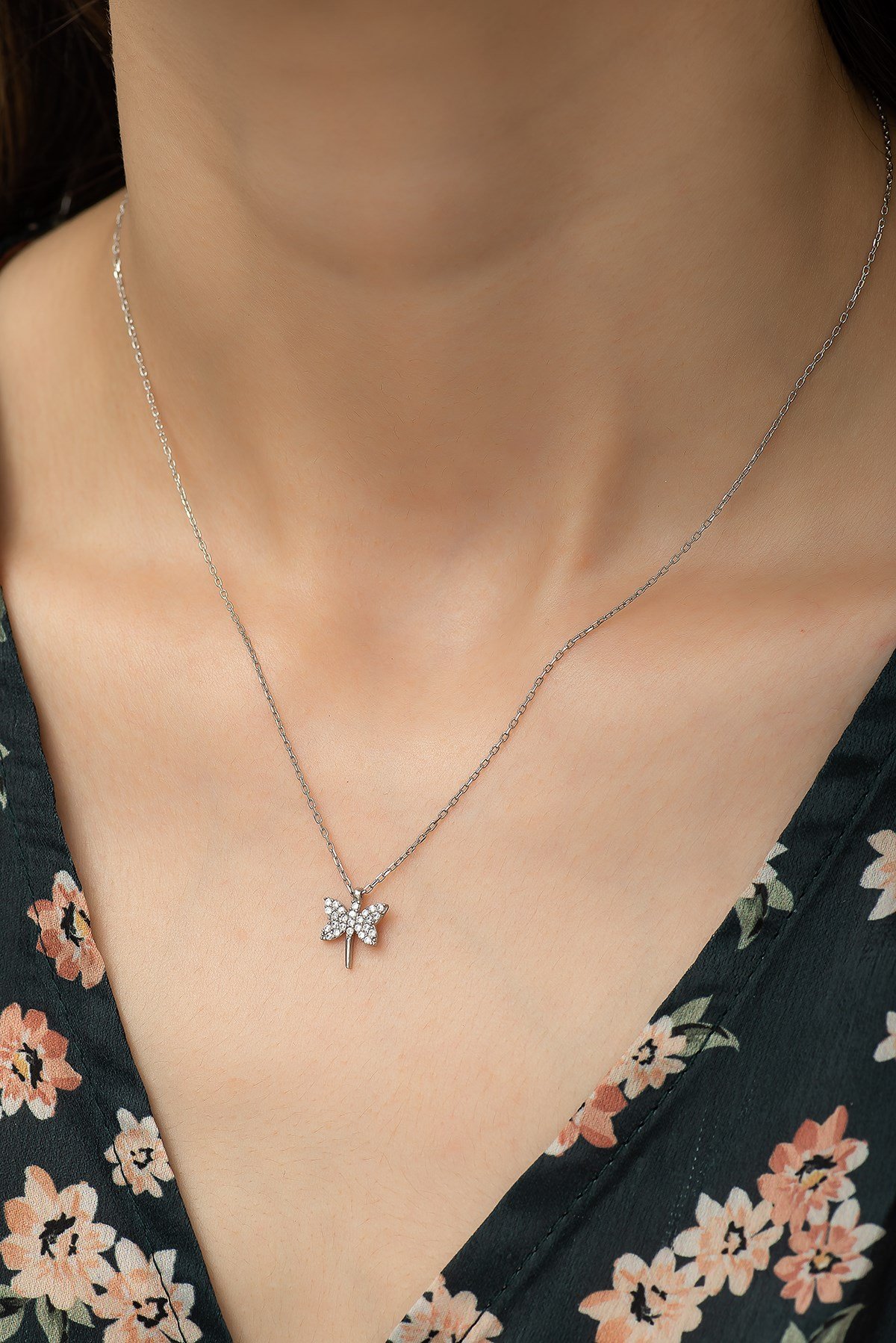 925 Ayar Gümüş Minik Yusufcuk Kolye Kadın Gümüş Kolye