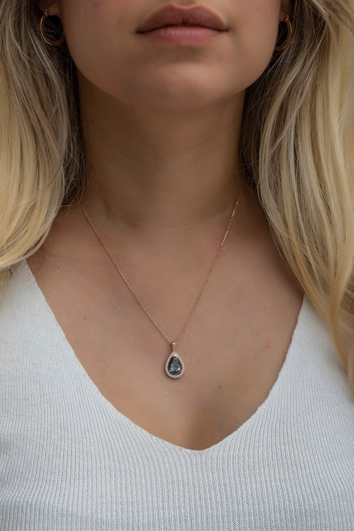 925 Ayar Gümüş Mistik Topaz Taşlı Damla Tektaş Kolye