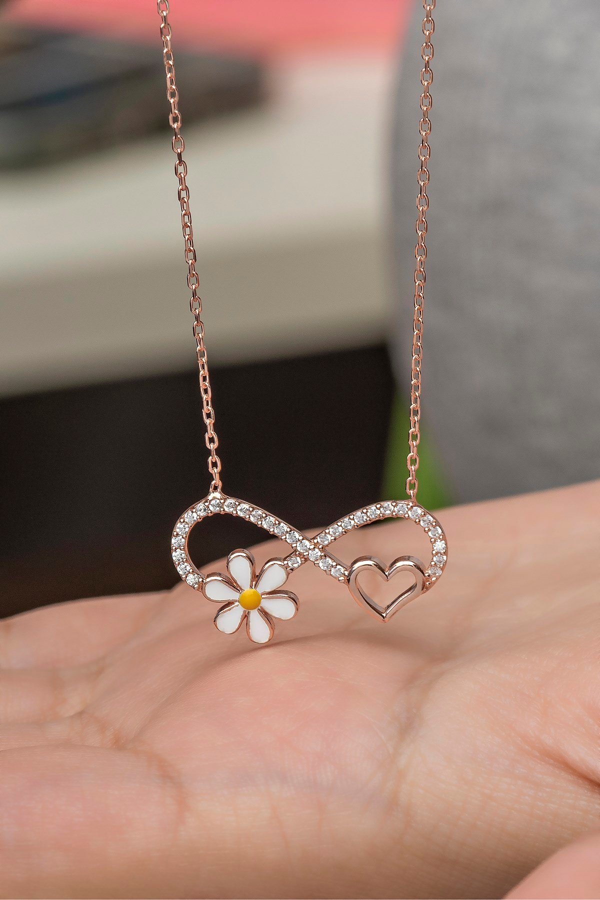 925 Ayar Gümüş Papatya Detay Sonsuza Dek Kalbimdesin Kolye