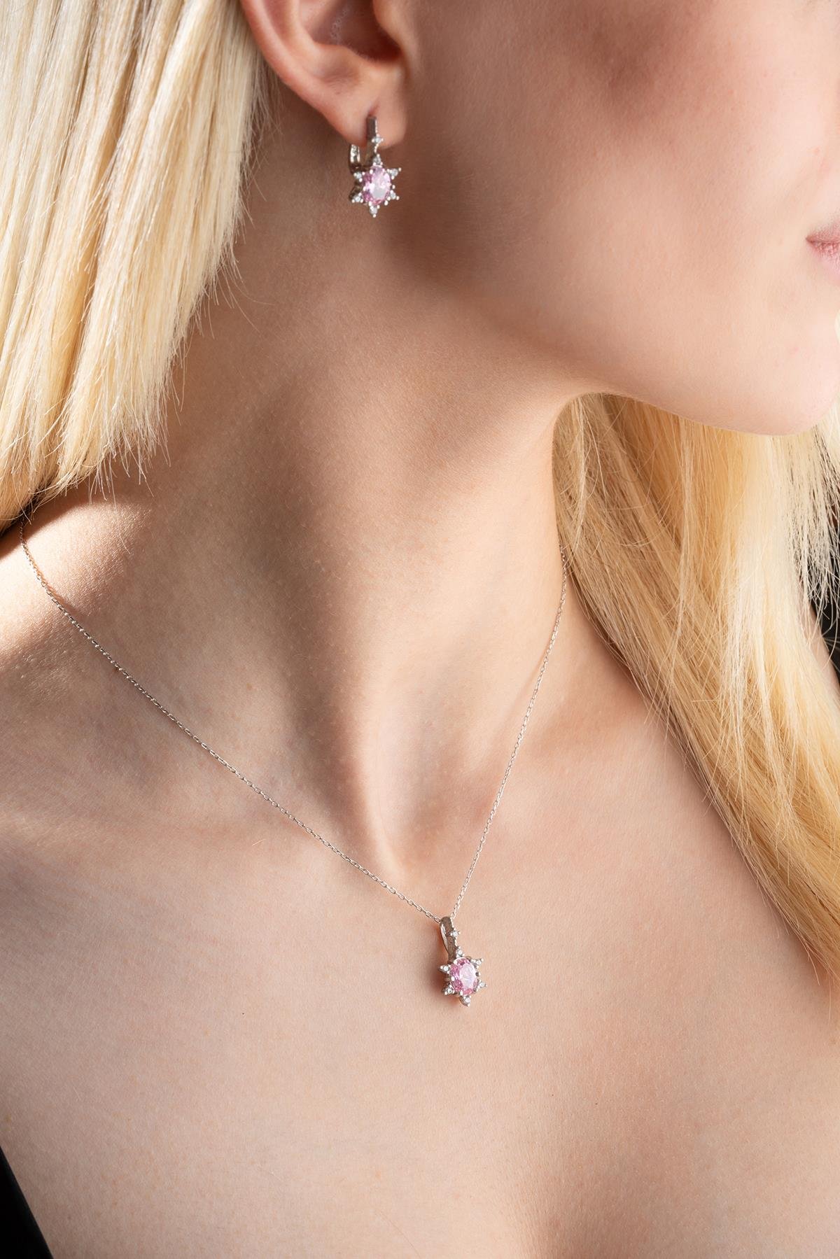 925 Ayar Gümüş Pembe Oval Taşlı Küpe Ve Kolye Set