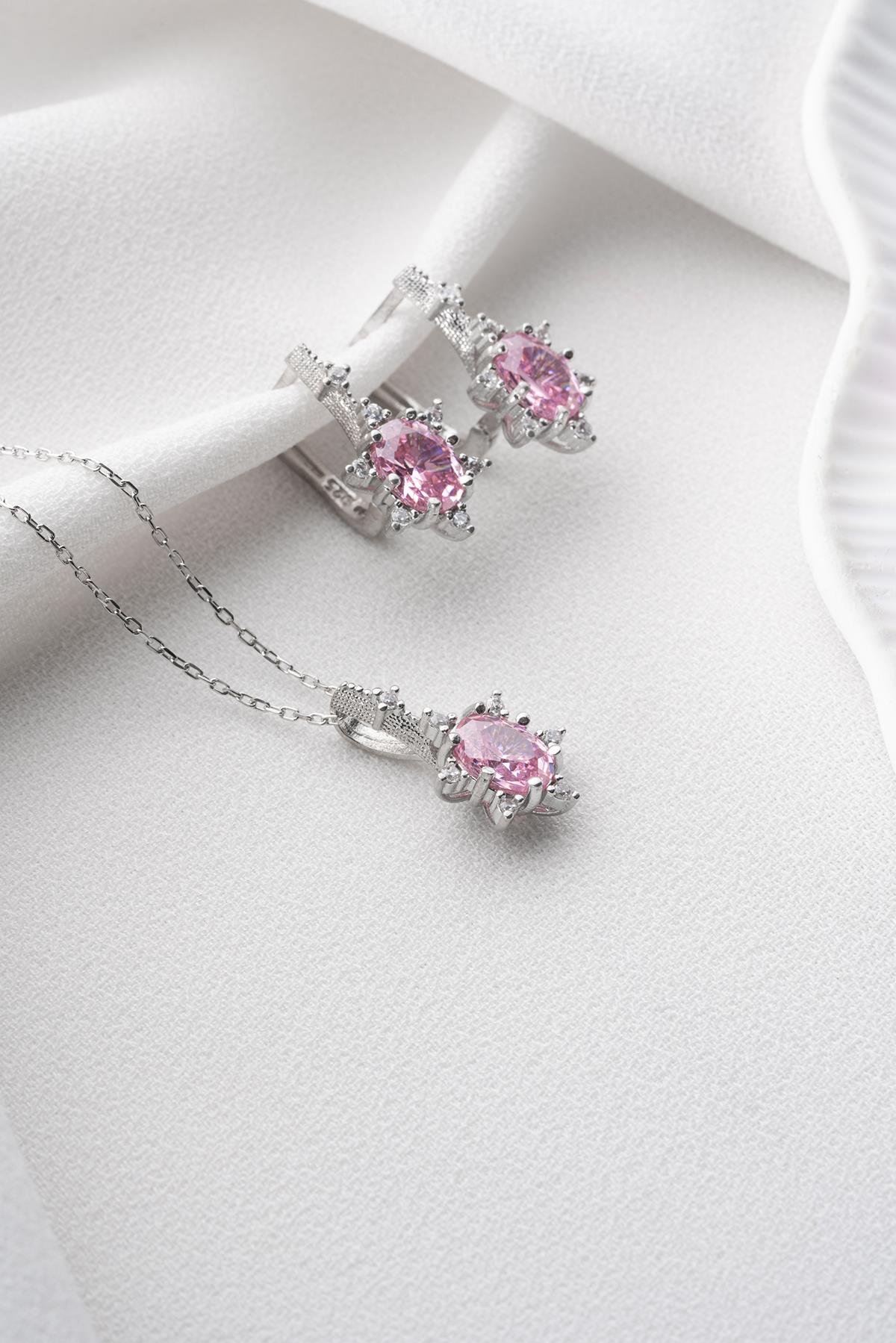 925 Ayar Gümüş Pembe Oval Taşlı Küpe Ve Kolye Set