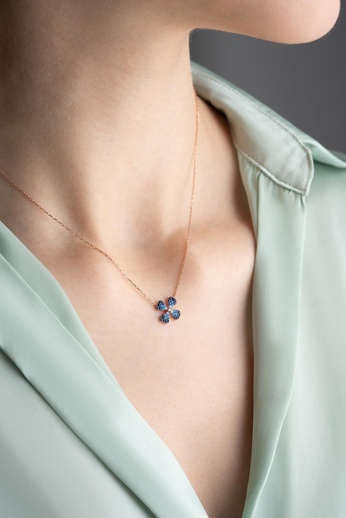 925 Ayar Gümüş Renk Geçişli Minimal Şans Yonca Kolye