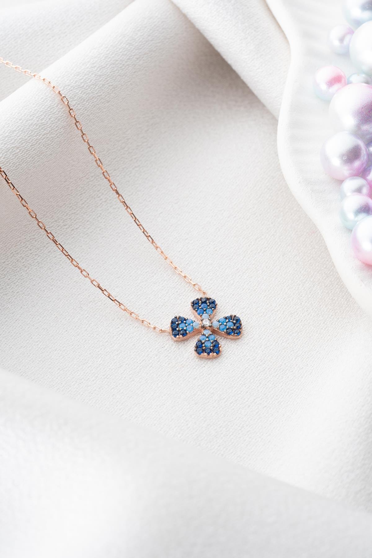 925 Ayar Gümüş Renk Geçişli Minimal Şans Yonca Kolye