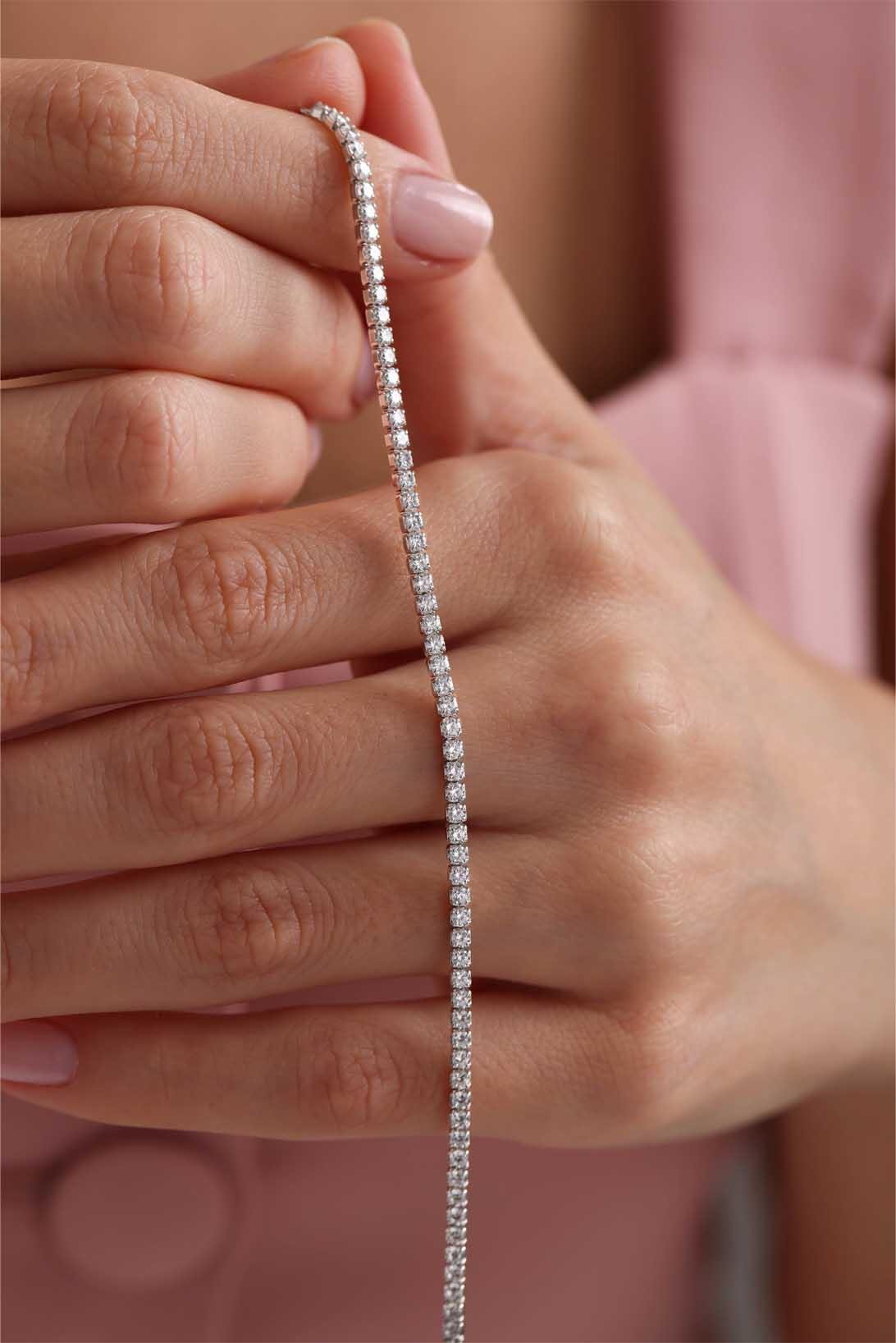 925 Ayar Gümüş Rodyum Kaplama 2 mm Zirkon Taşlı Suyolu Bileklik 