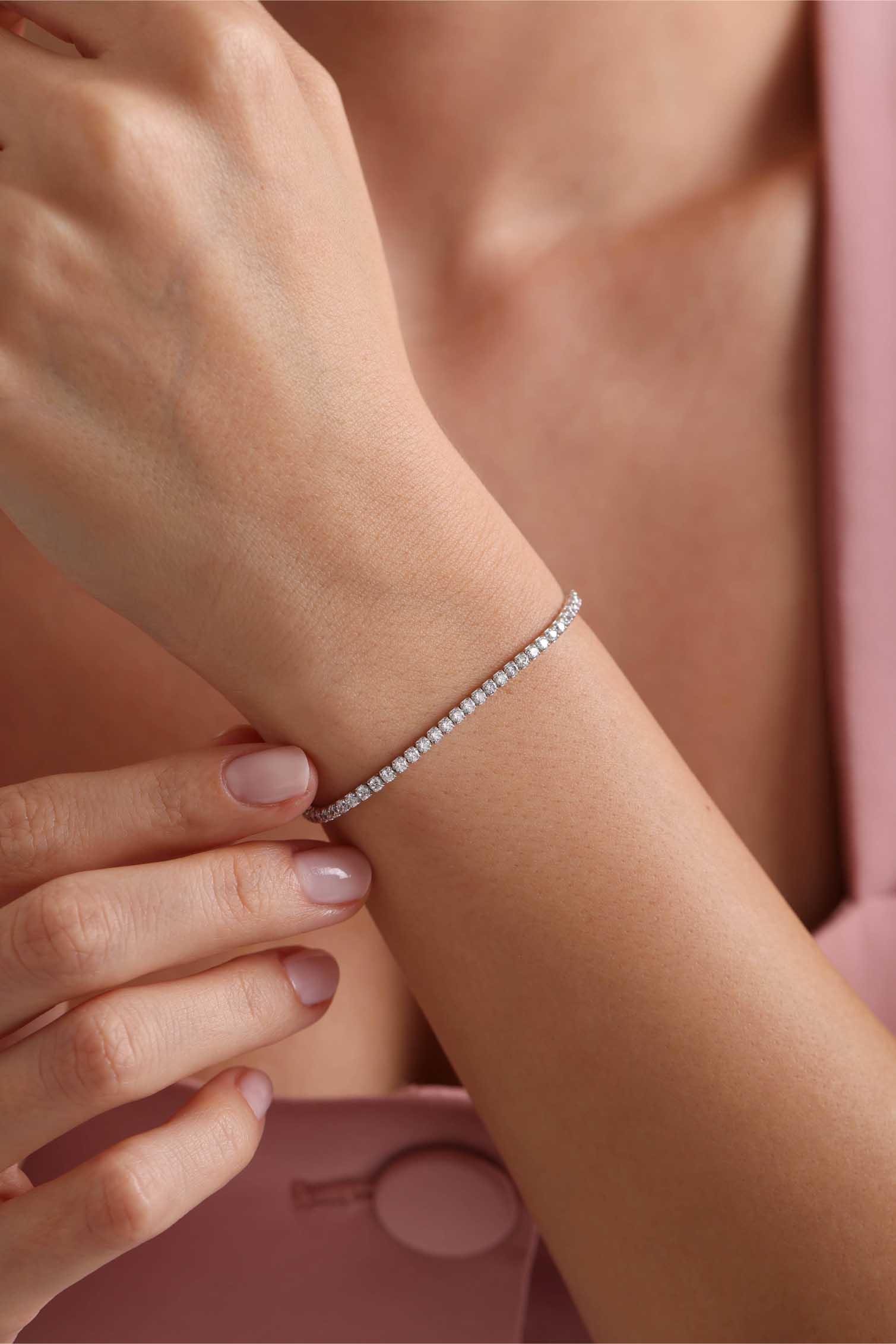 925 Ayar Gümüş Rodyum Kaplama 2 mm Zirkon Taşlı Suyolu Bileklik 