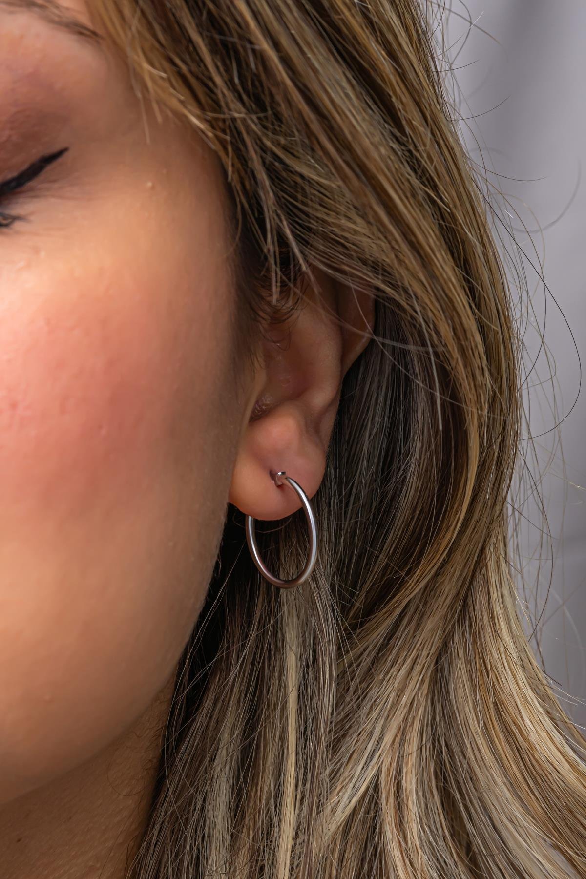 925 Ayar Gümüş Rodyum Kaplama 20 mm Sade Halka Küpe