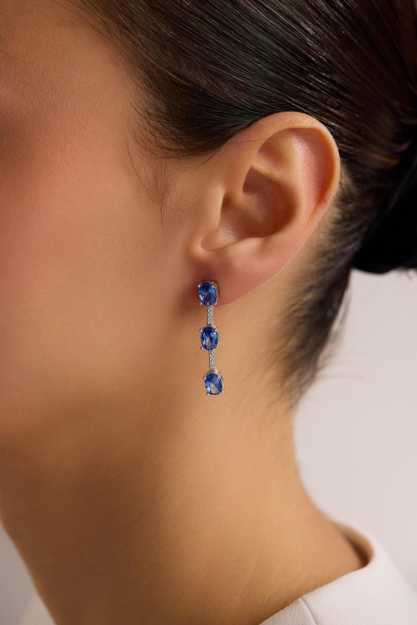 925 Ayar Gümüş Rodyum Kaplama 3'Lü Mavi Oval Taşlı Sallantılı Küpe