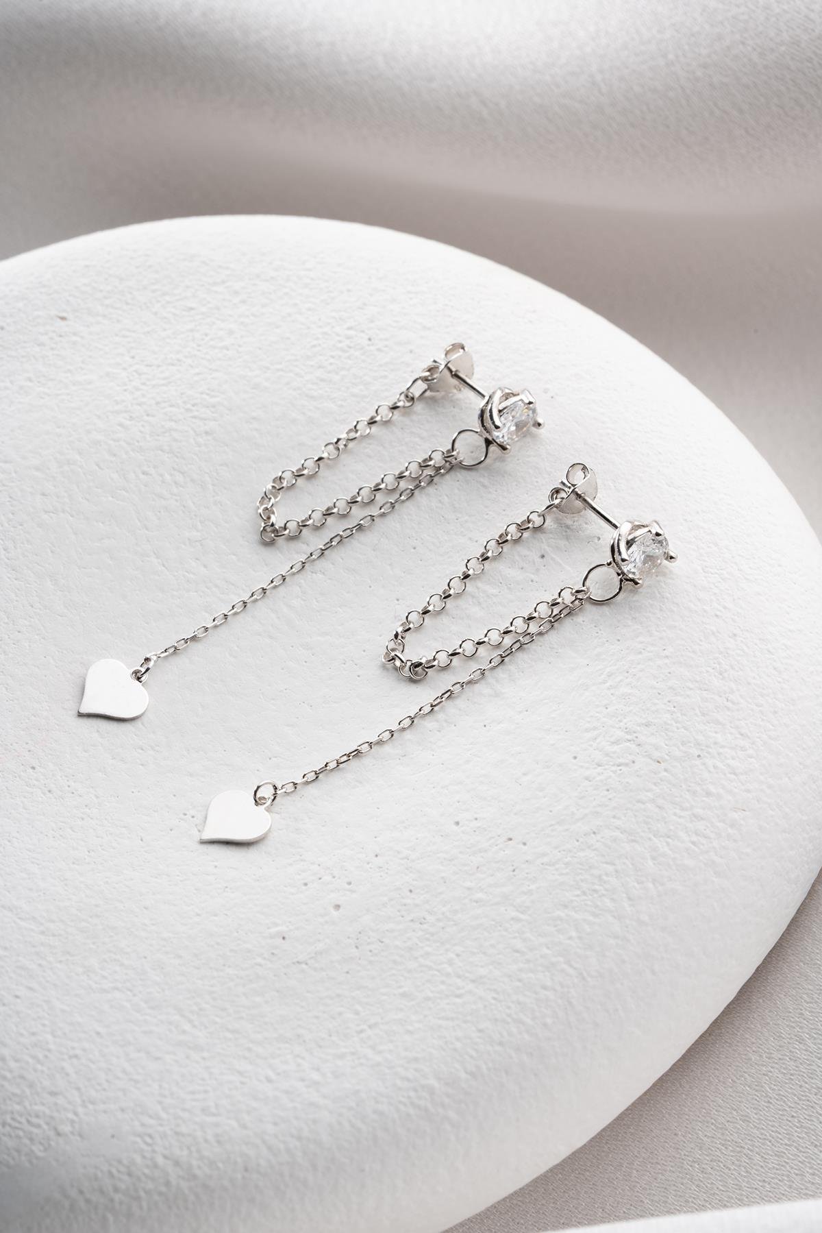 925 Ayar Gümüş Rodyum Kaplama 5 Mm Tektaş Sallantılı Zincir Sade Kalp Model Küpe